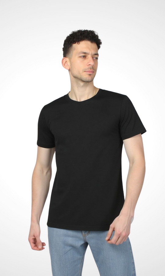 Men Round Neck Solid T-Shirt (Black)