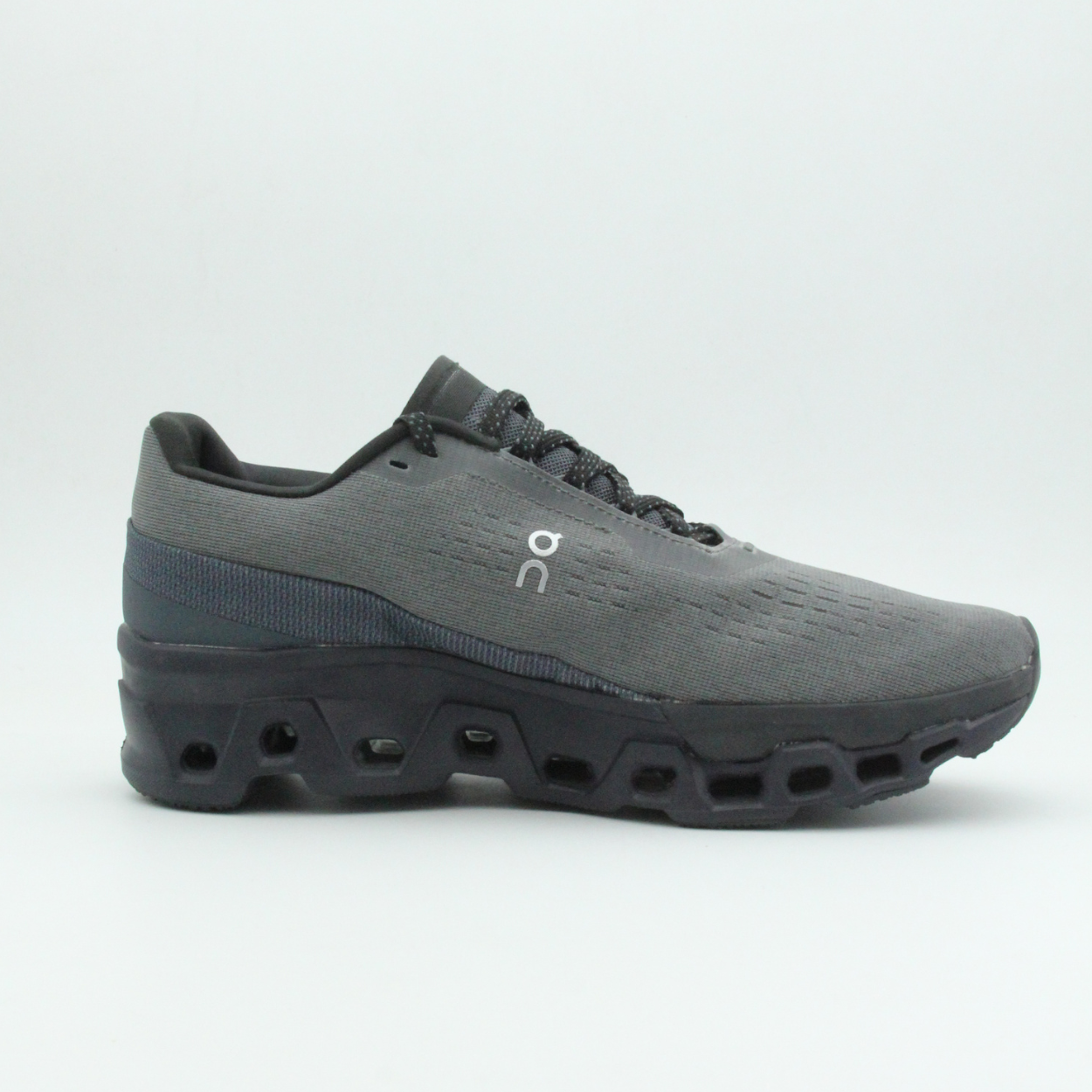 Sneakers ON Cloud (Grey)