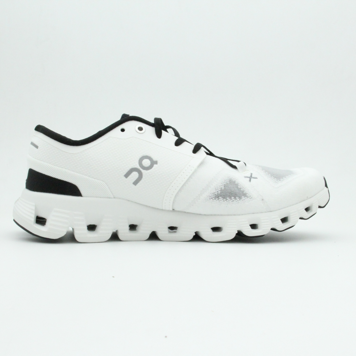 Sneakers ON CLOUD X Running  4 lvory (White Black)