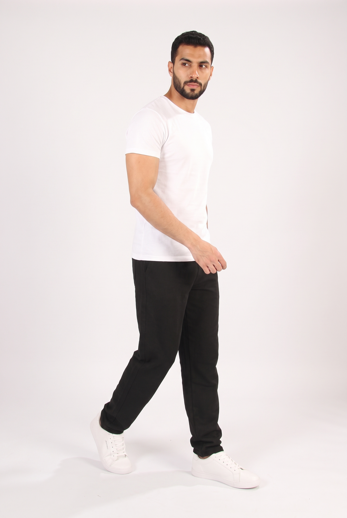 Men Black Solid Regular Fit Trousers