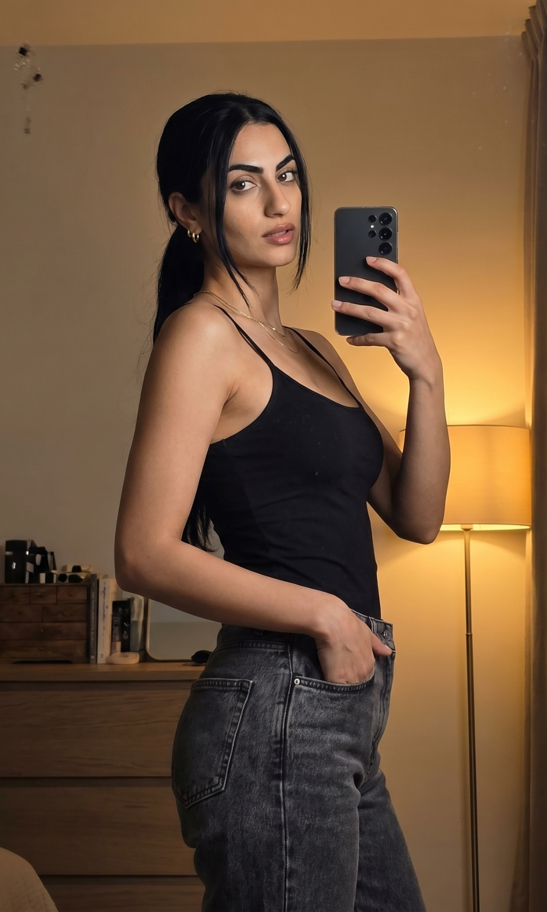 NUT Women Shaping Spaghetti Tank Top