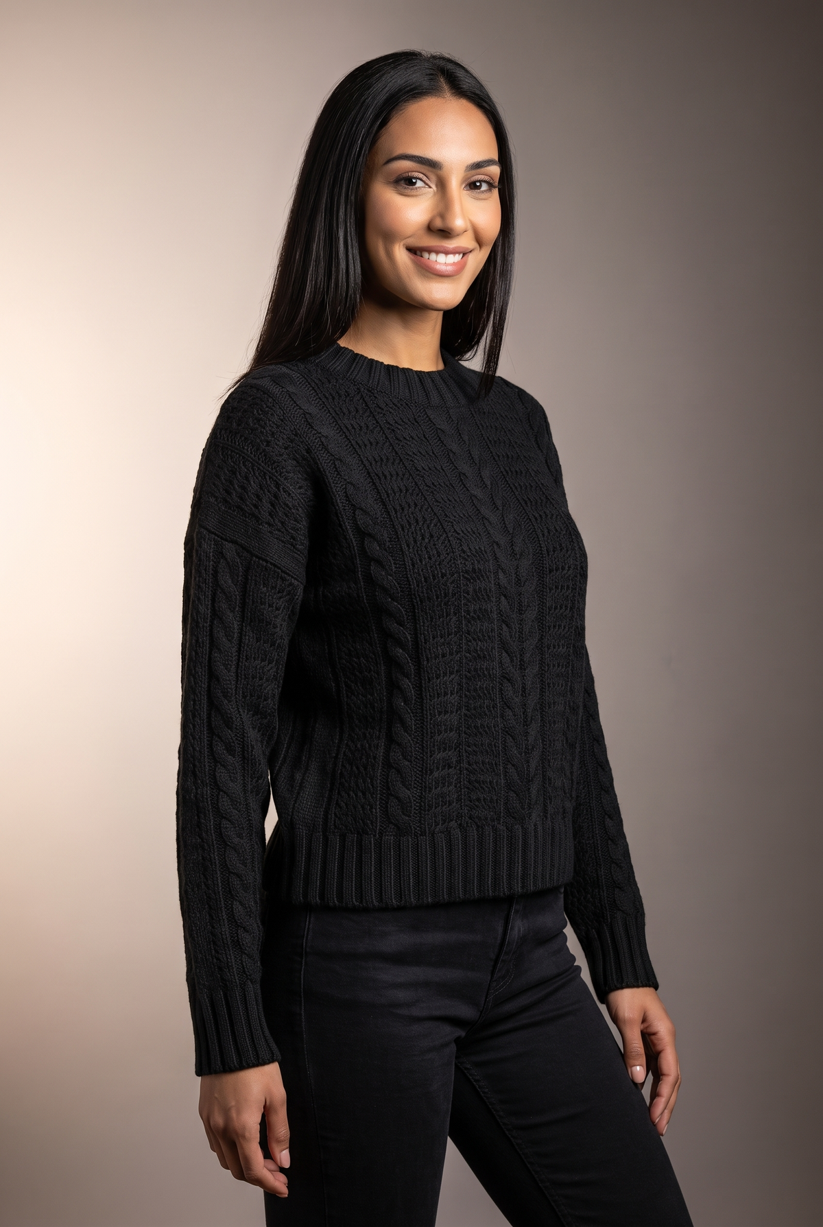 Women Cable-Knit Crew Neck Sweater