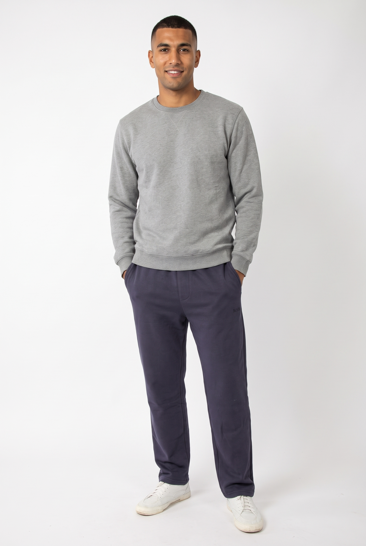 Men  Relaxed Fit Pants (Blue)