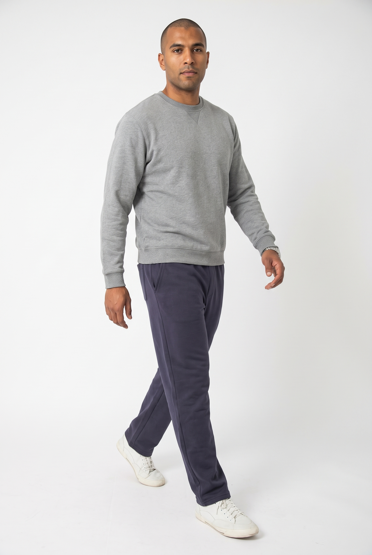Men  Relaxed Fit Pants (Blue)