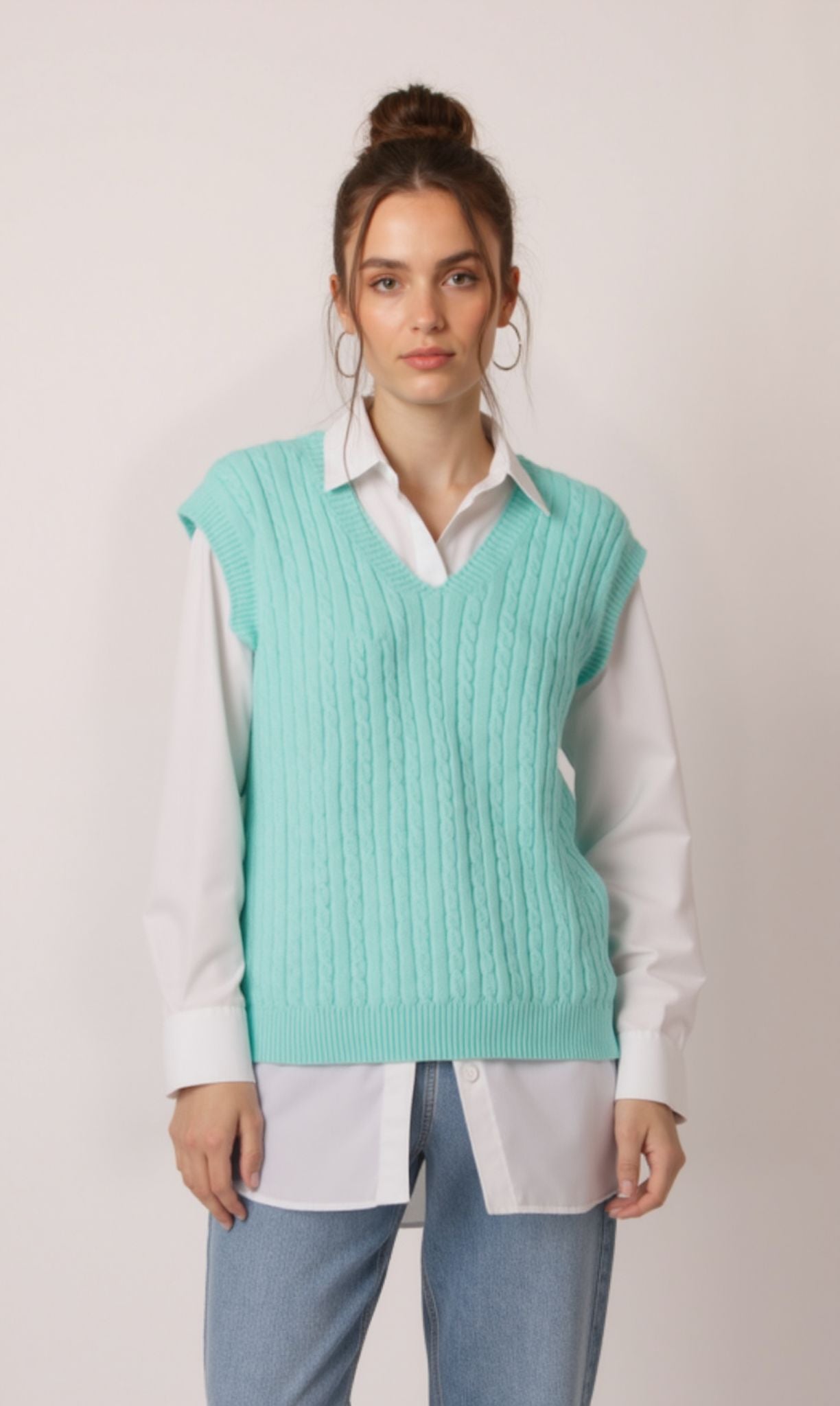 Women V-Neck Cable Knit Vest