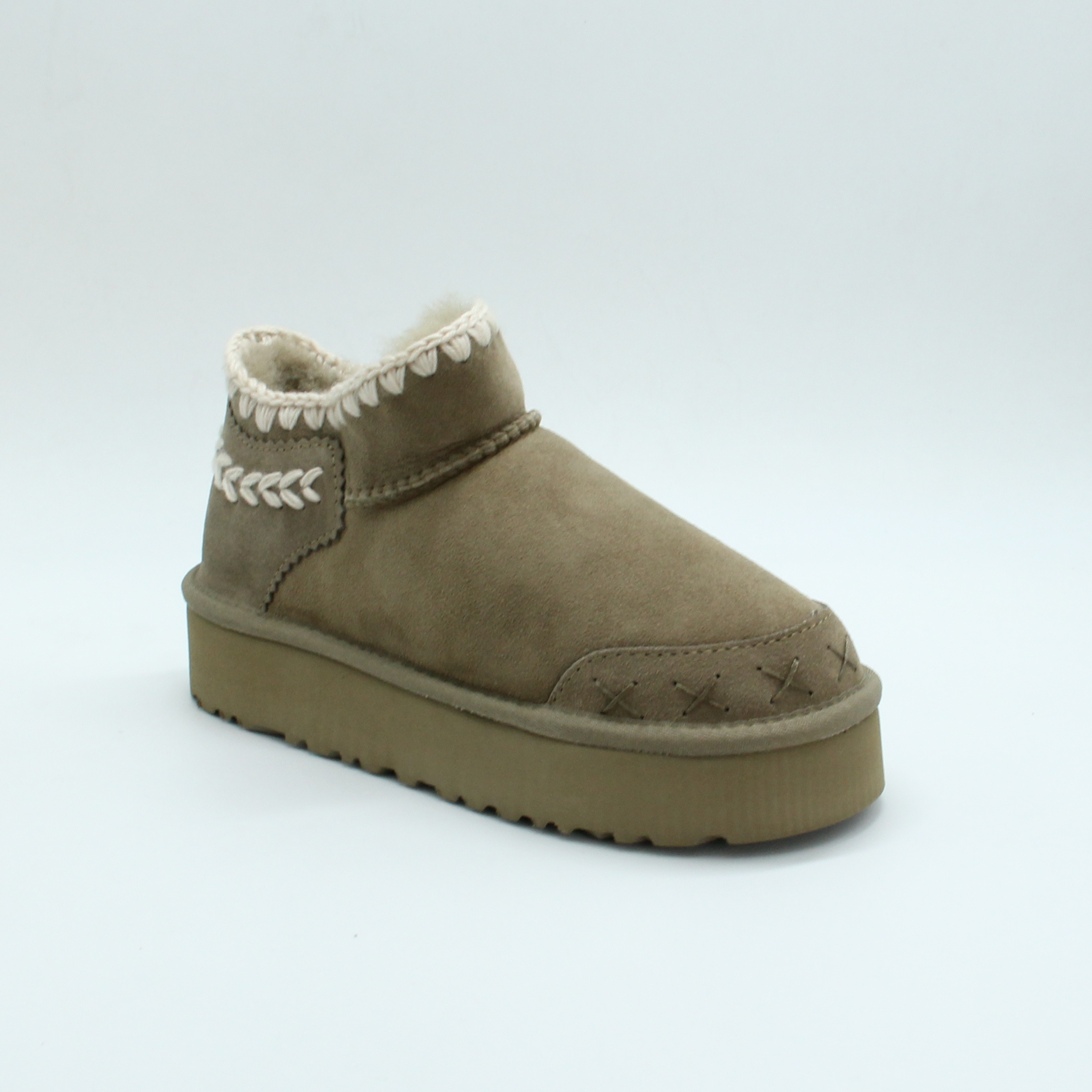 Classic Ultra Printed Mini Boot (Camel)