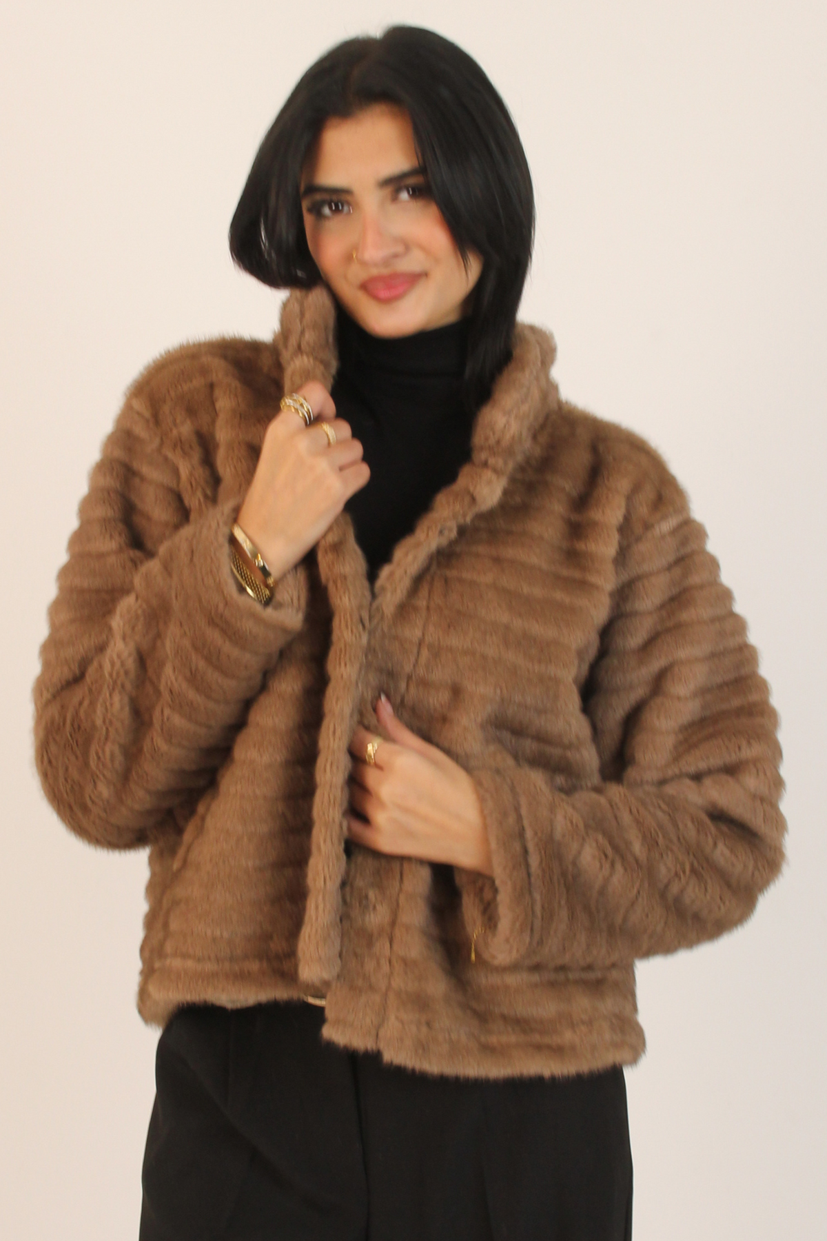Women Stand-Up Collar Fur Jacket