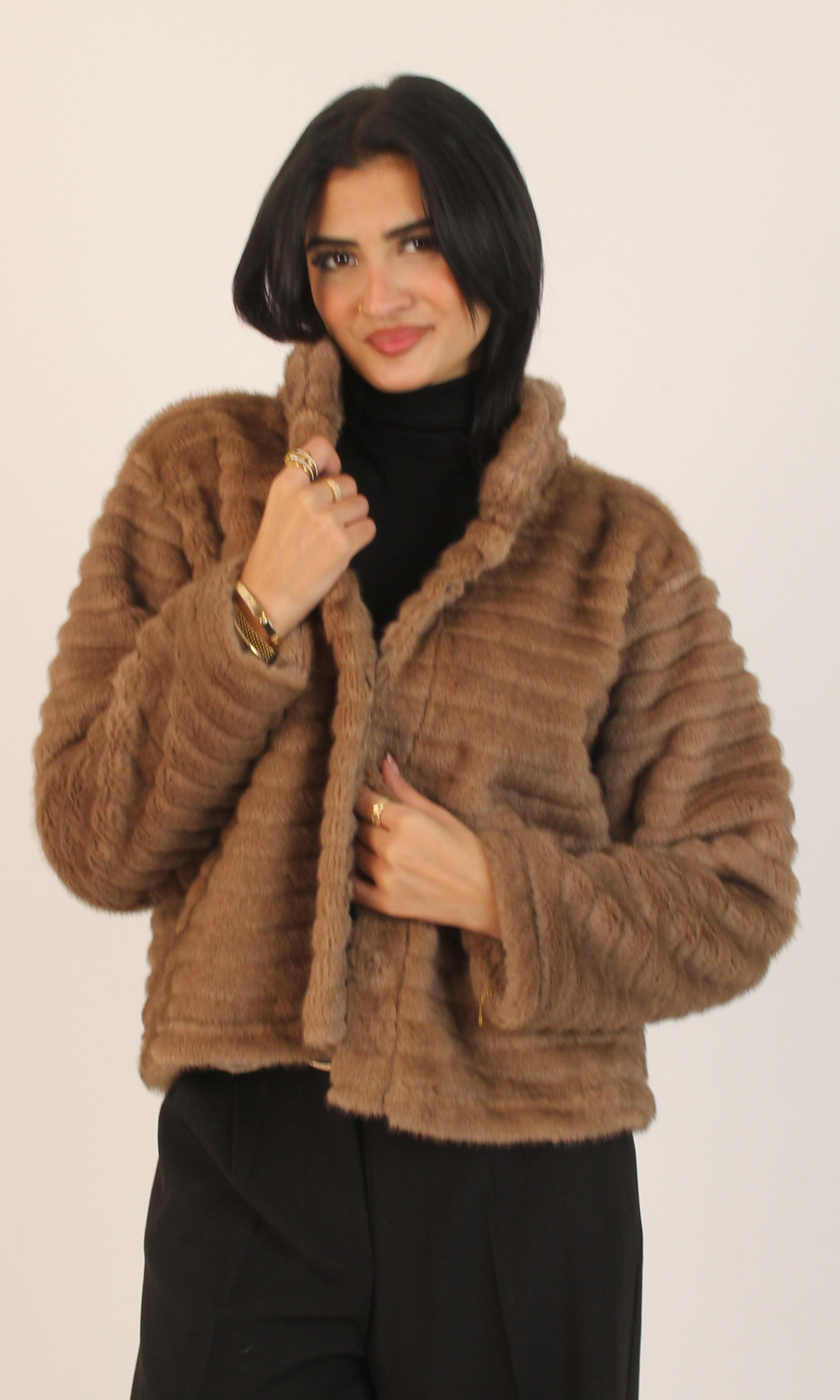 Women Stand-Up Collar Fur Jacket