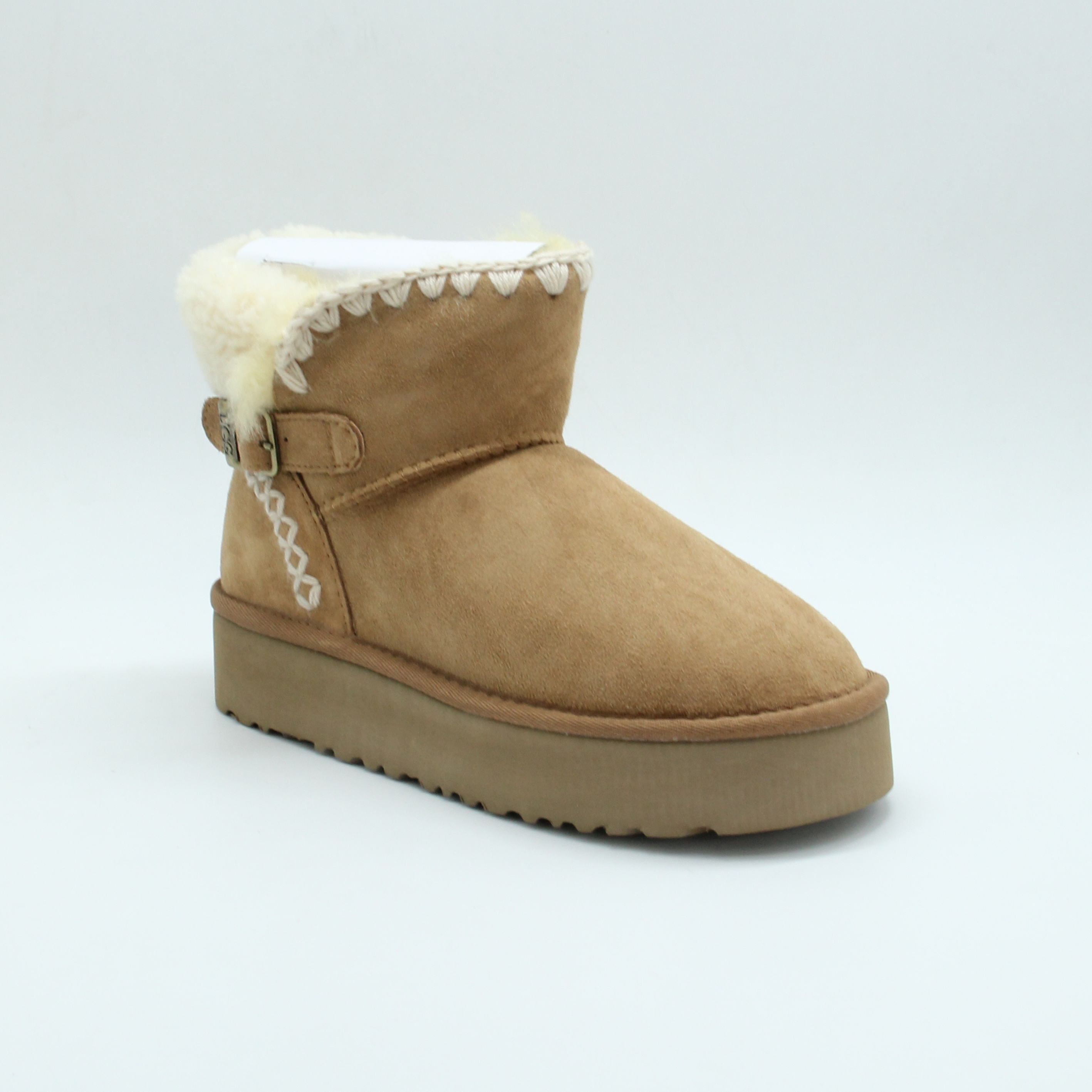 Classic Ultra Locked Mini Boot (Chestnut)