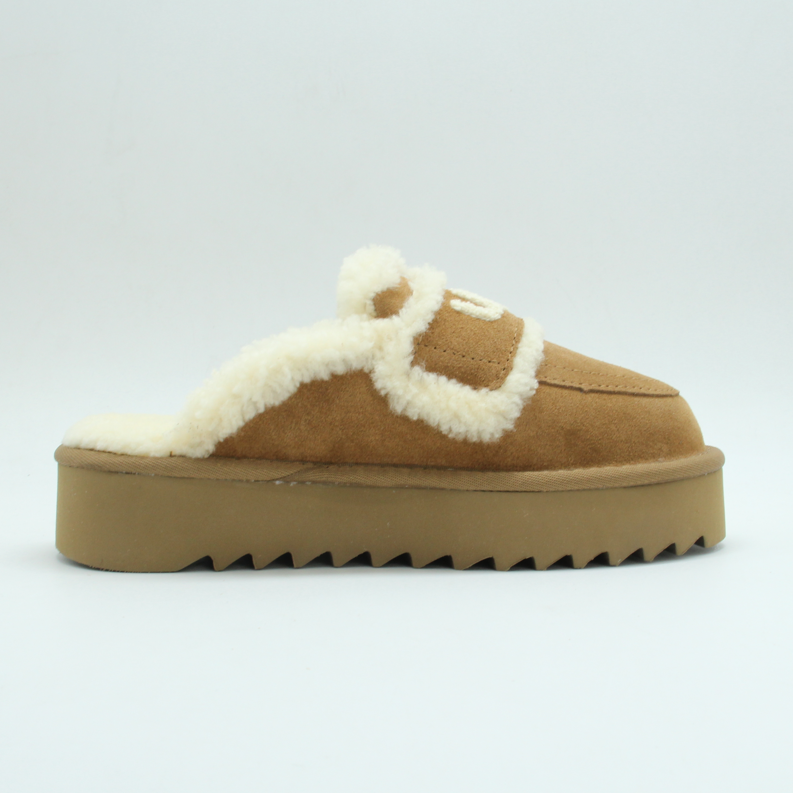 Erin Platform Scuff Shearling Slipper (Chestnut)