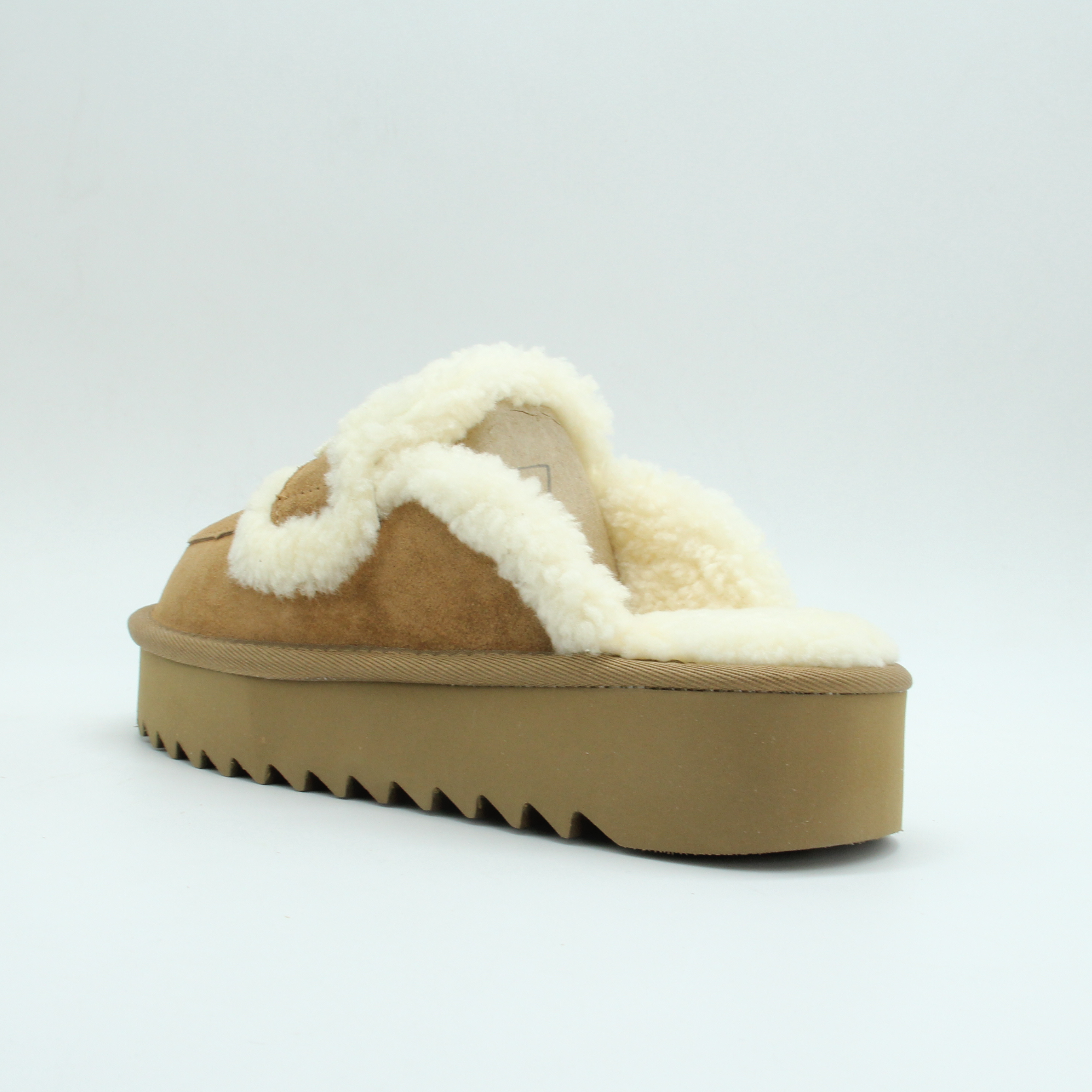 Erin Platform Scuff Shearling Slipper (Chestnut)