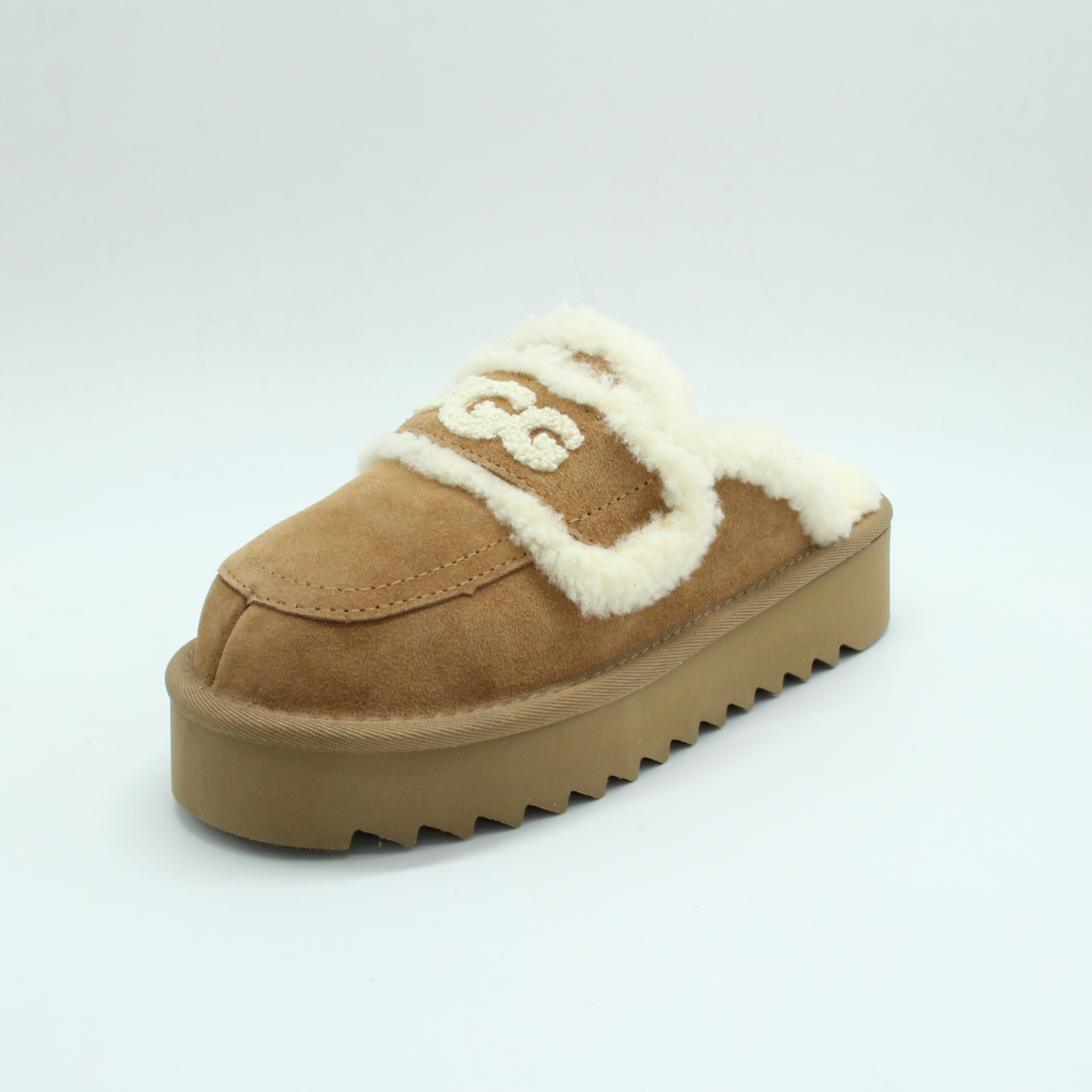 Erin Platform Scuff Shearling Slipper (Chestnut)