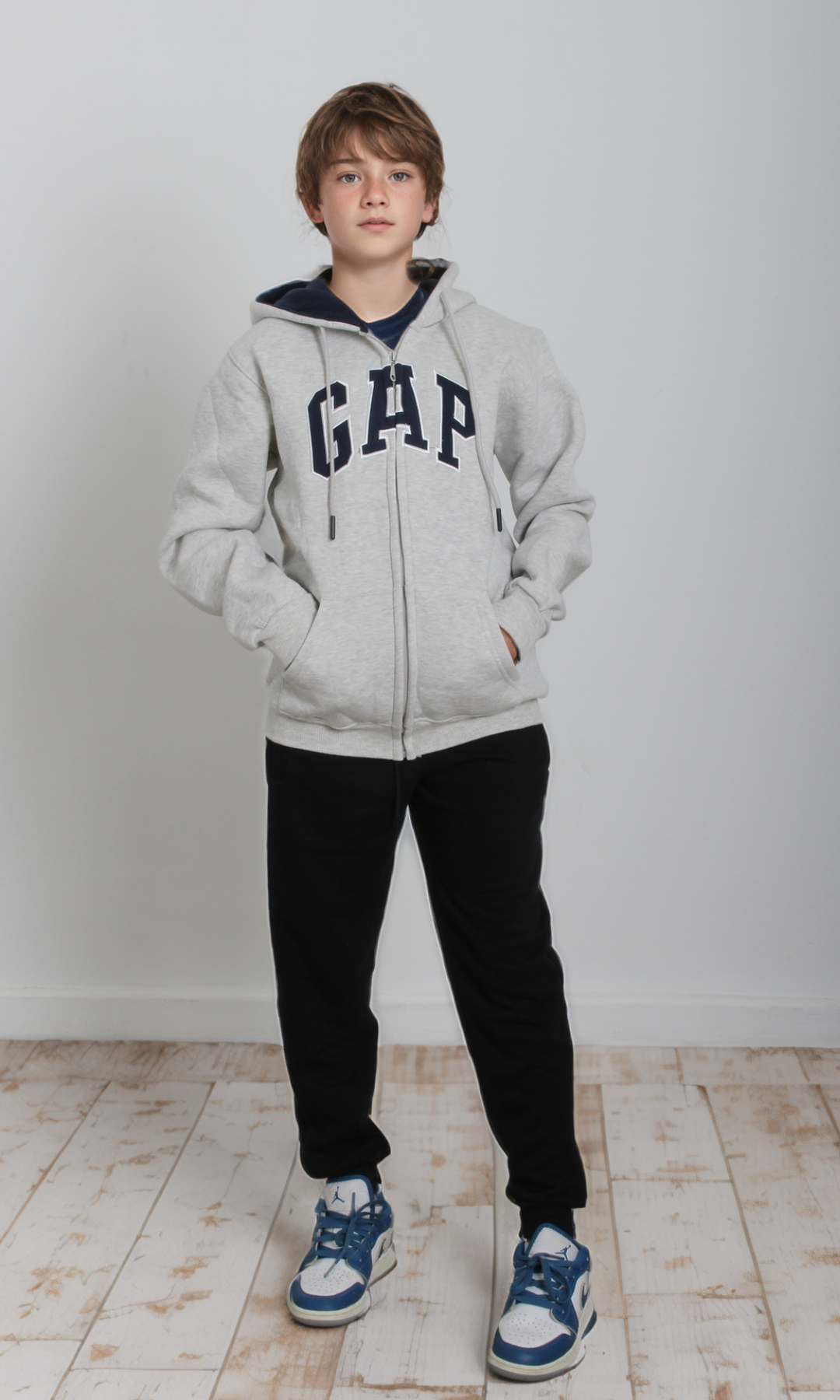 Boys Arch Logo Hoodie Zip-Up (Light Grey)