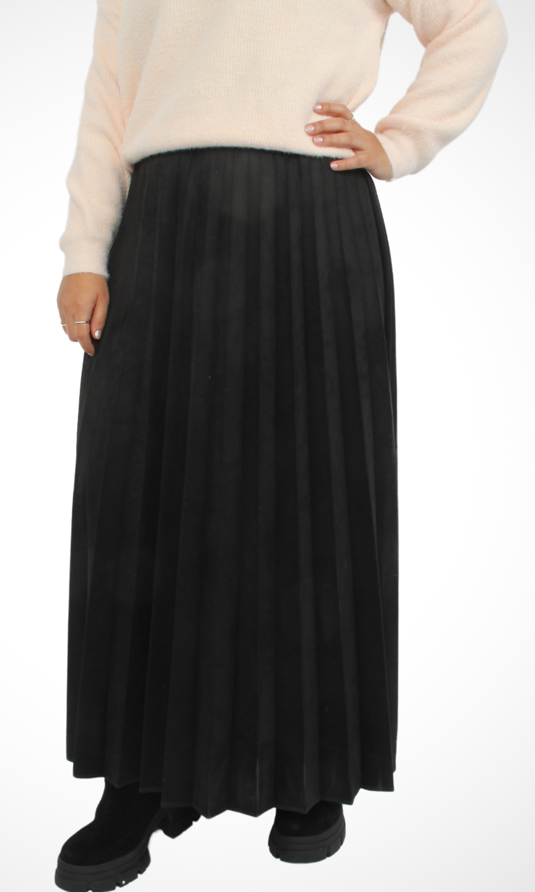 Women Pleated Skirt (Black)