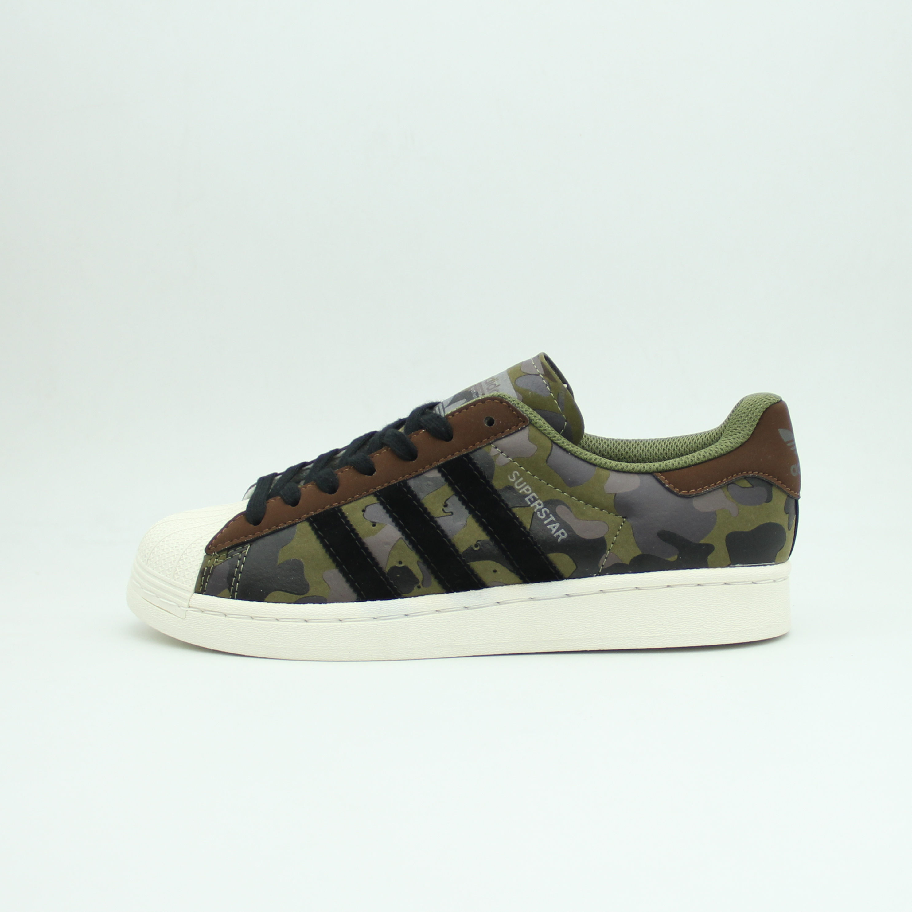 Men Adidas Superstar Sneakers Strata (Olive)