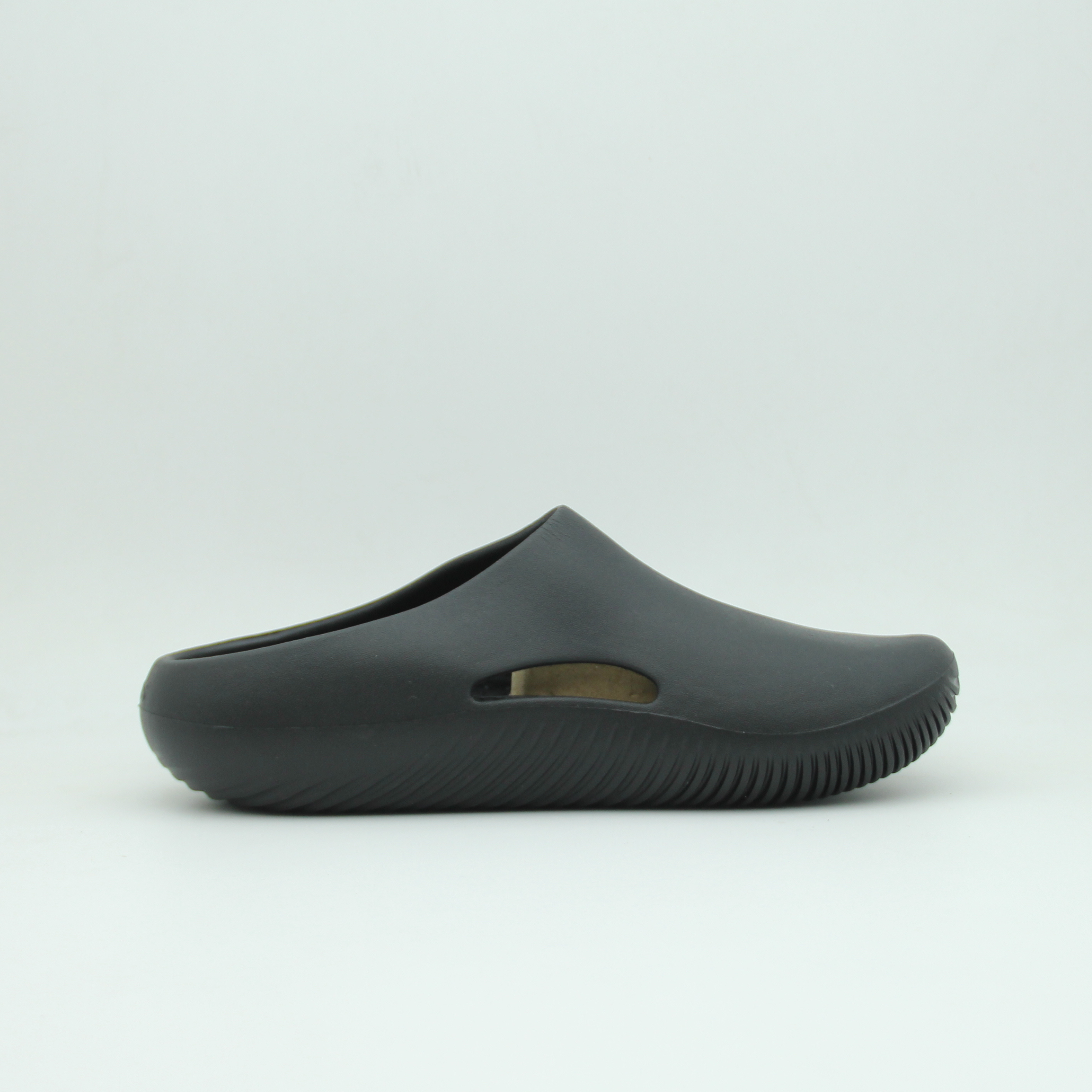 Men Crocs Mellow Clog (Black)