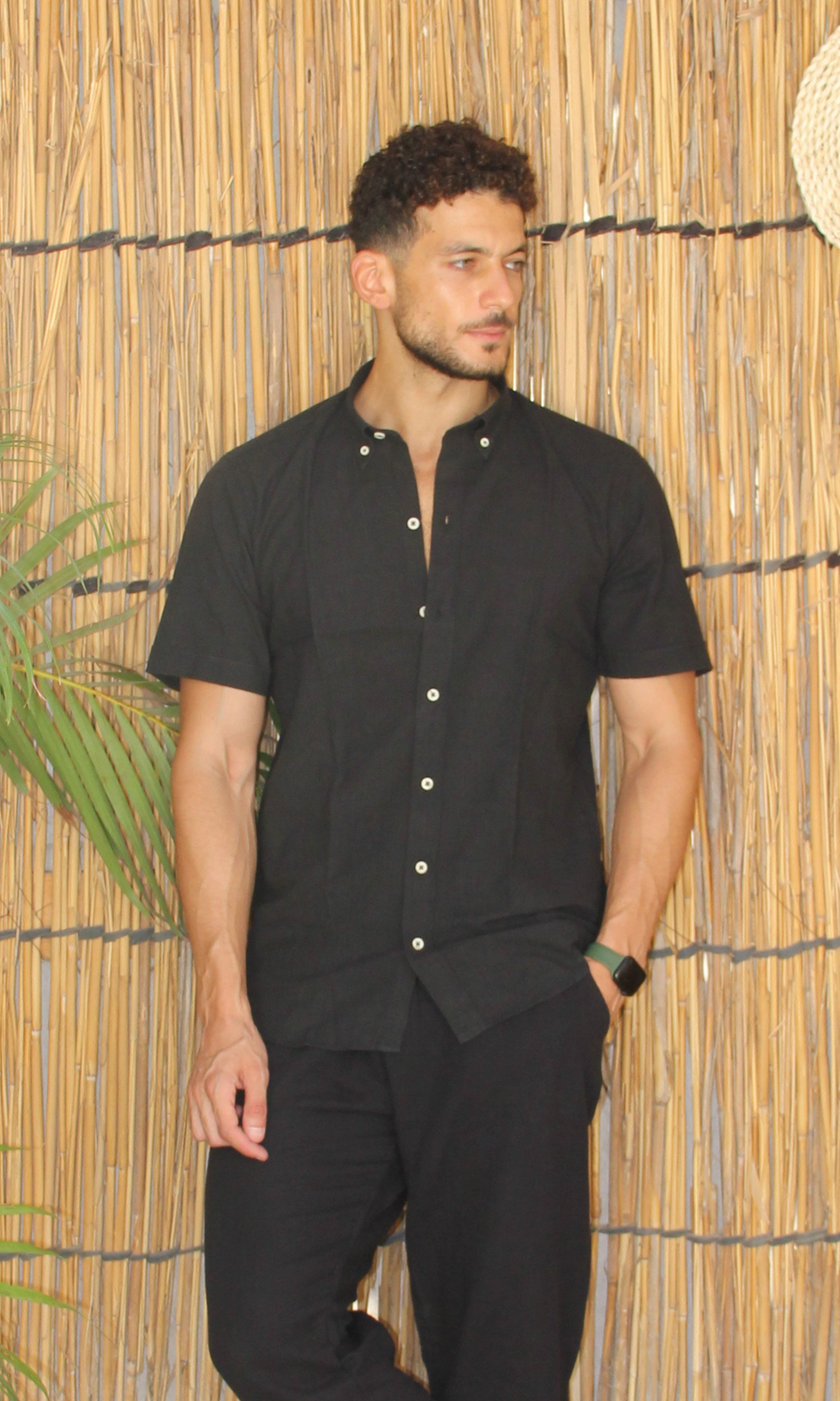 New-Men Regular Fit Short-sleeved Linen Shirt (Black)