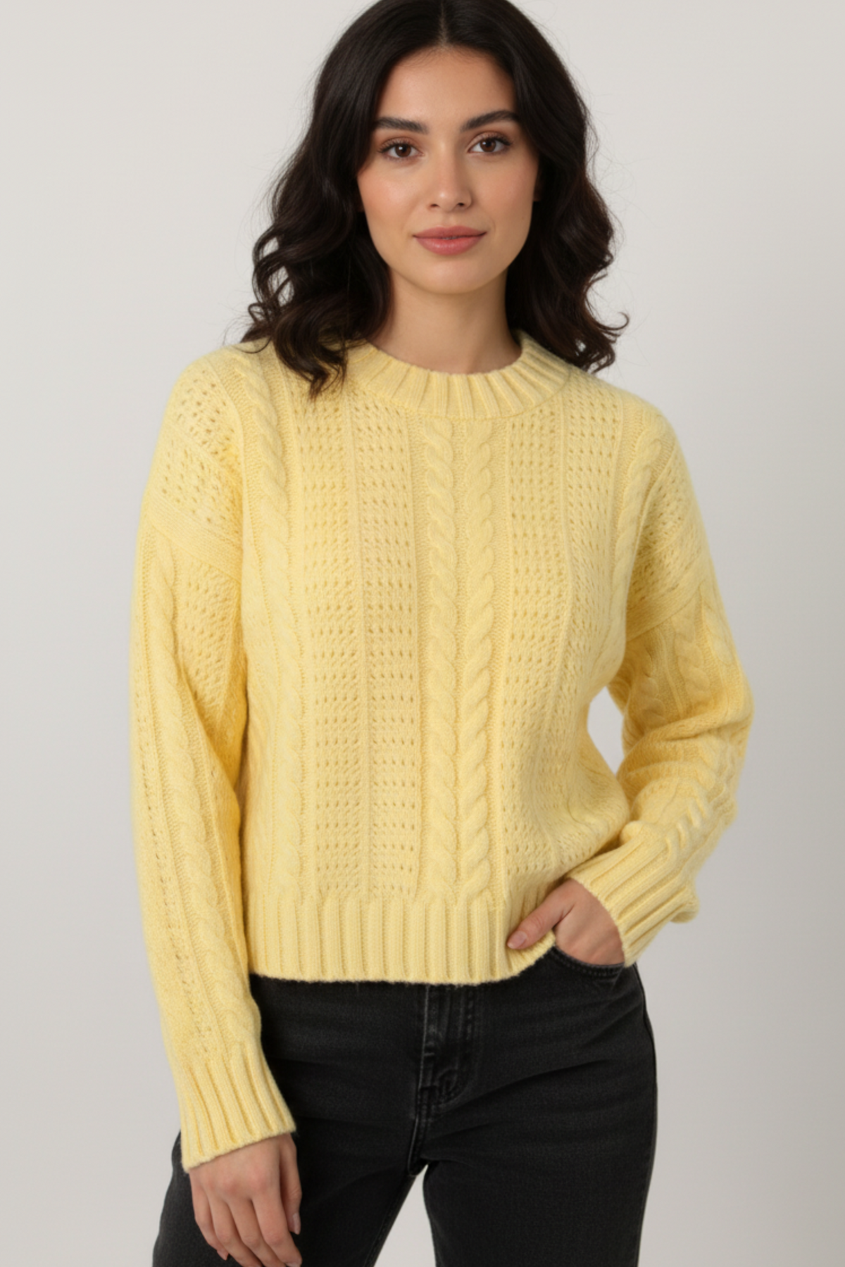 Women Cable-Knit Crew Neck Sweater