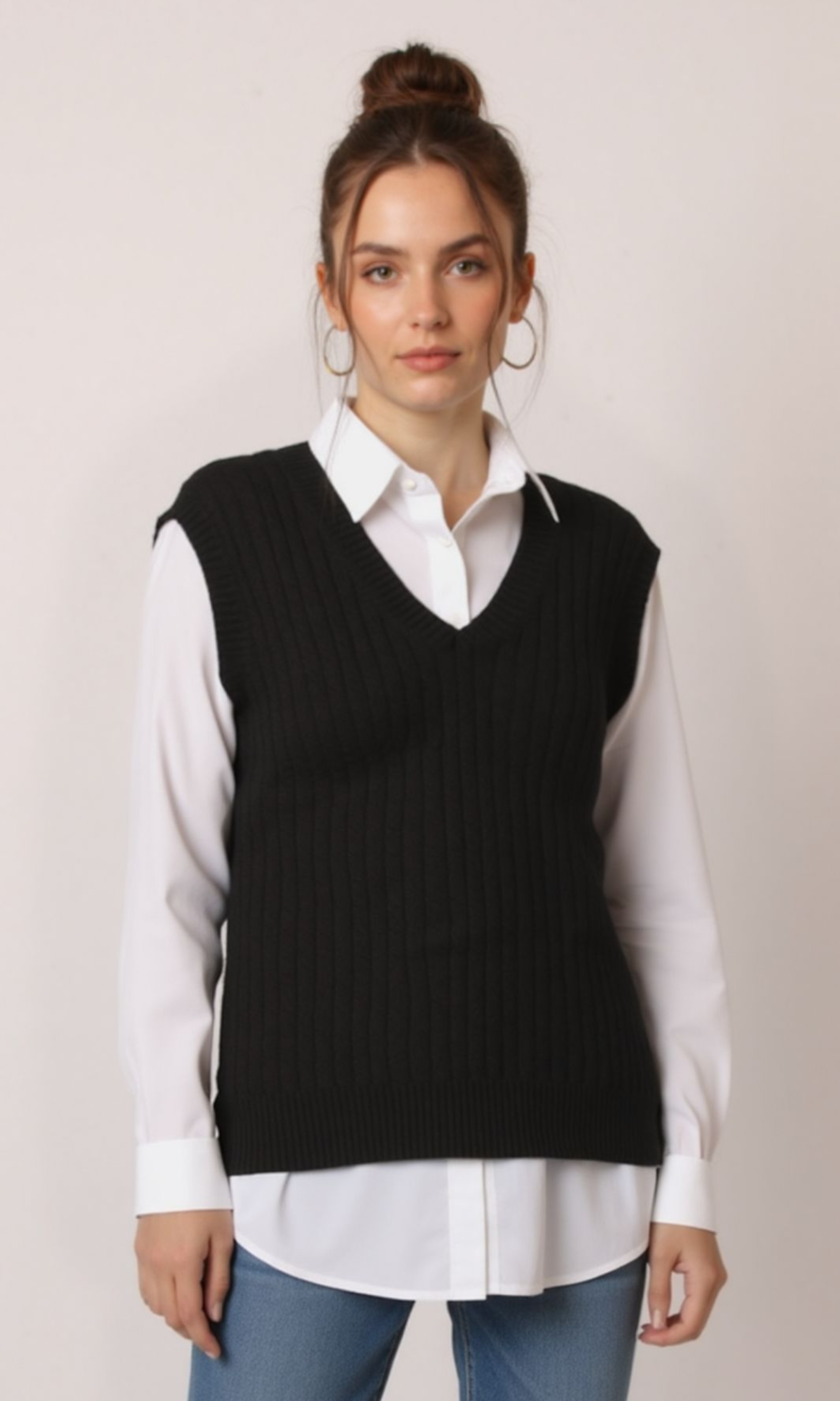 Women V-Neck Cable Knit Vest