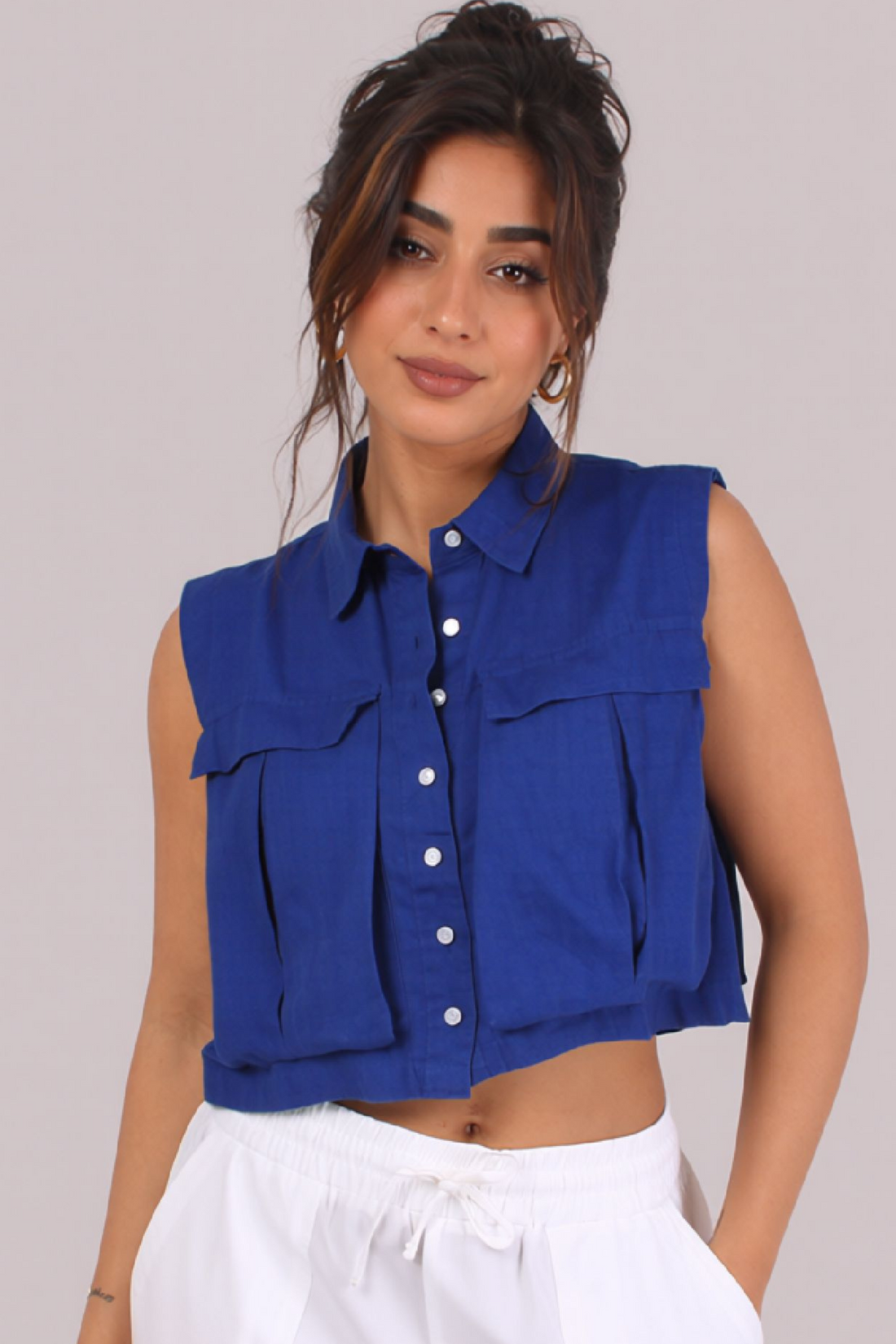 Women Linen Crop Shirt With Cargo Pockets