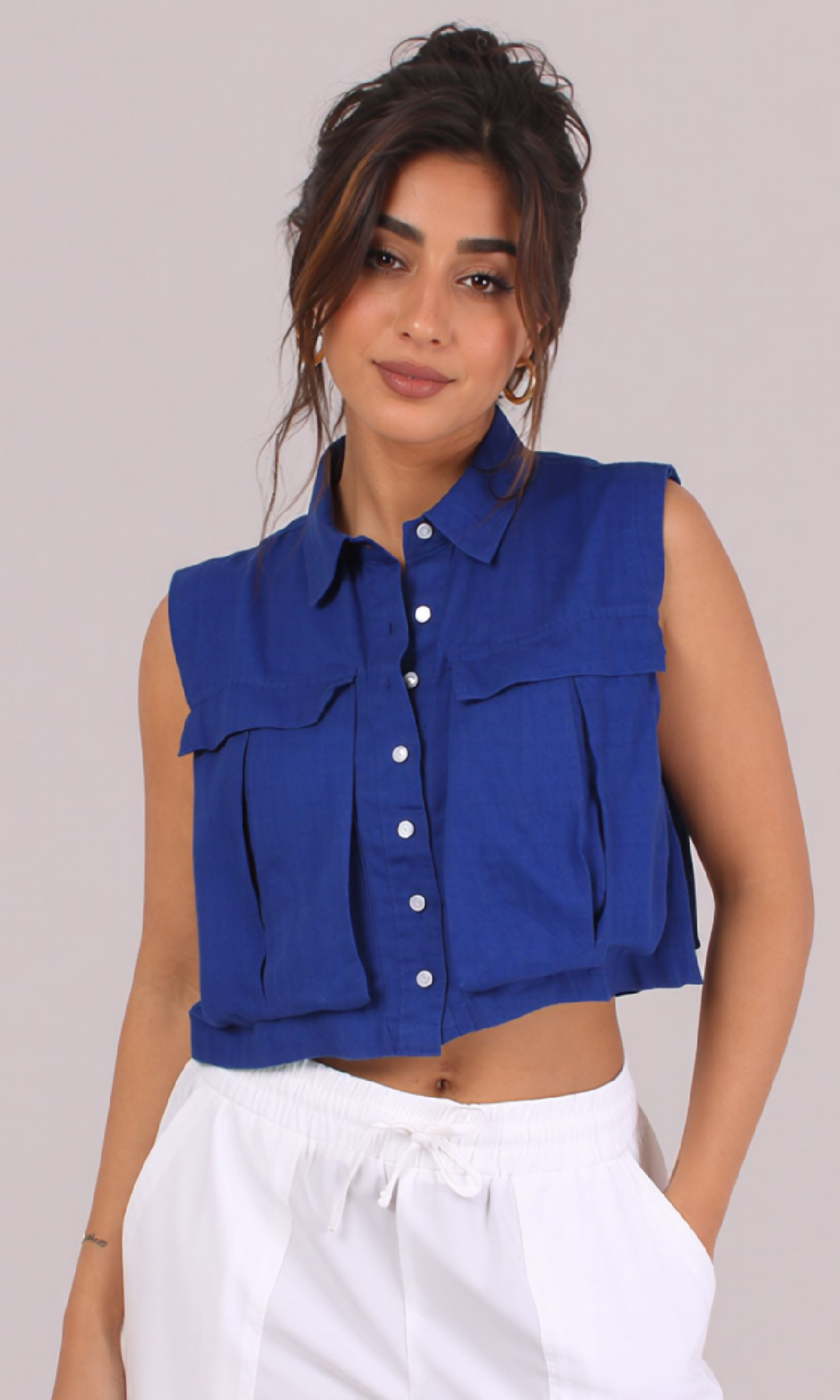 Women Linen Crop Shirt With Cargo Pockets