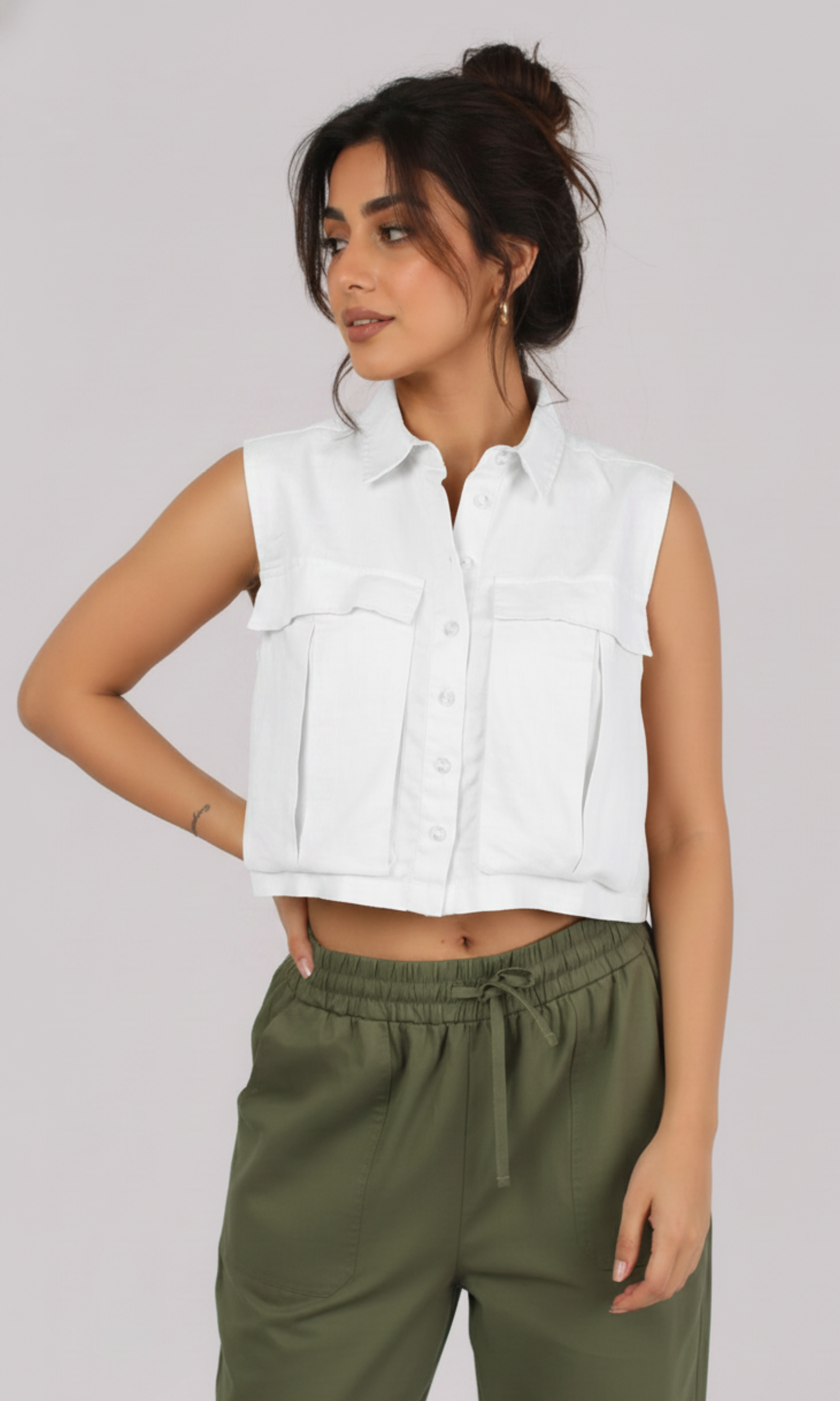 Women Linen Crop Shirt With Cargo Pockets
