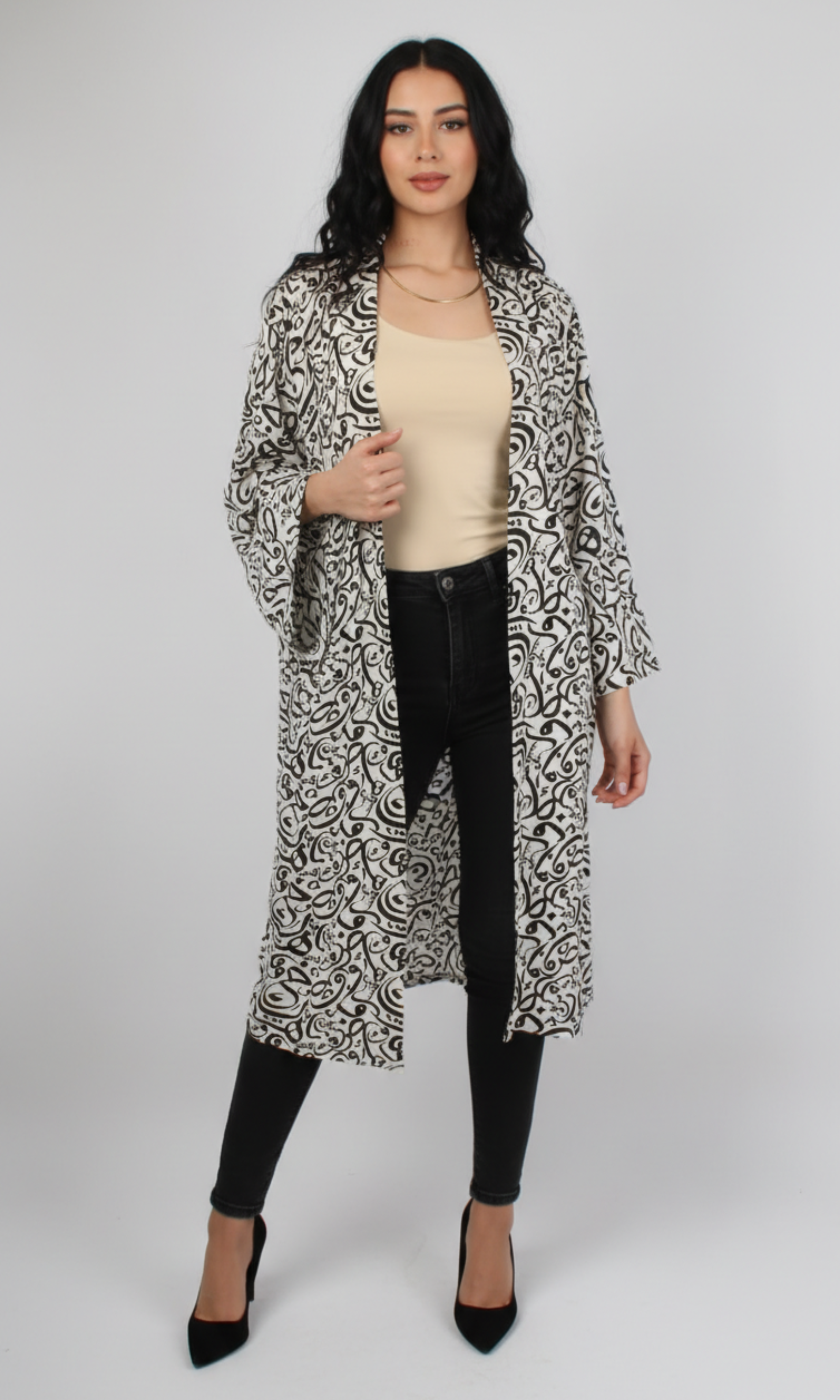 Women Short Cardigan Arabic Letter (White)