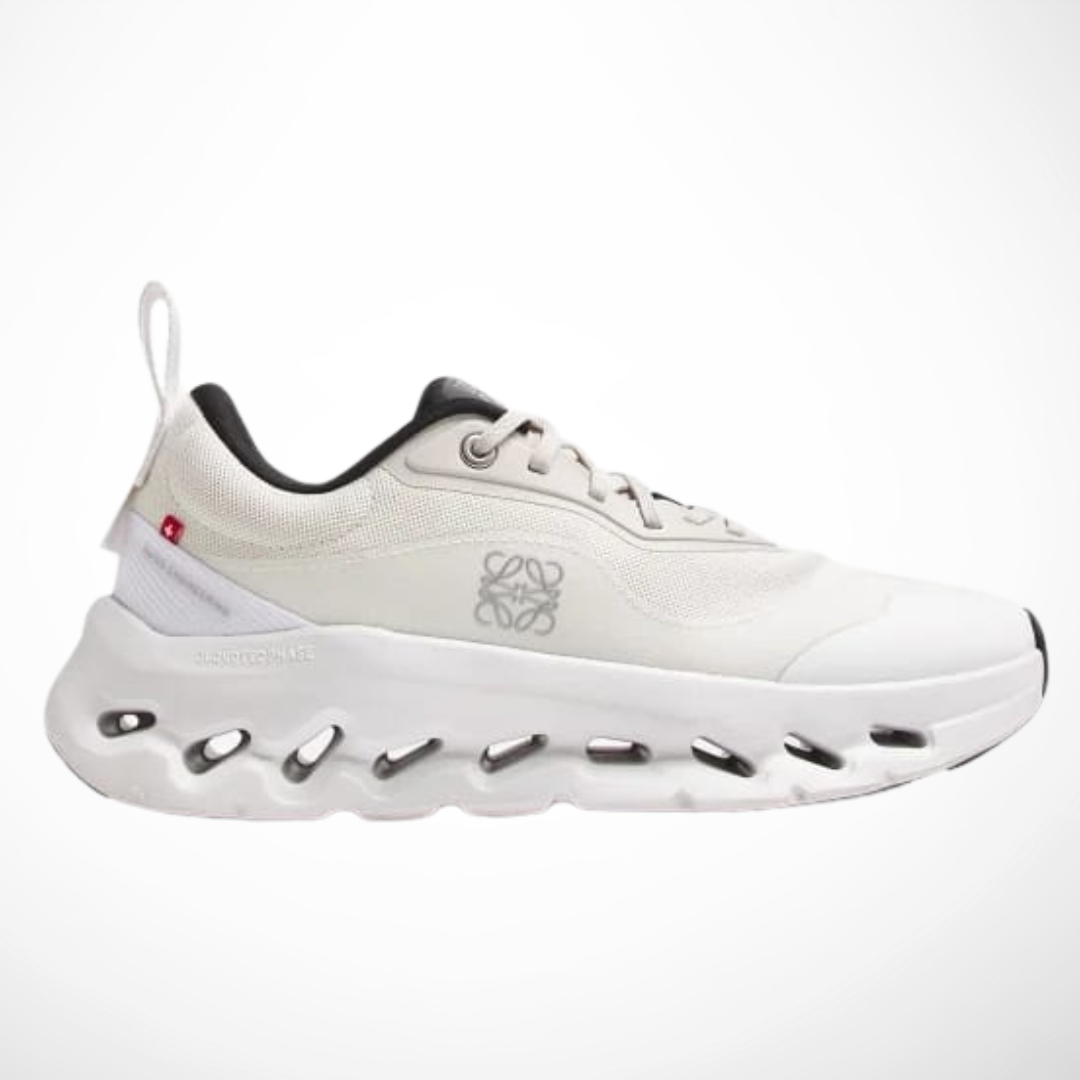 Women LOEWEX On CLOUDYILT (White & Black)