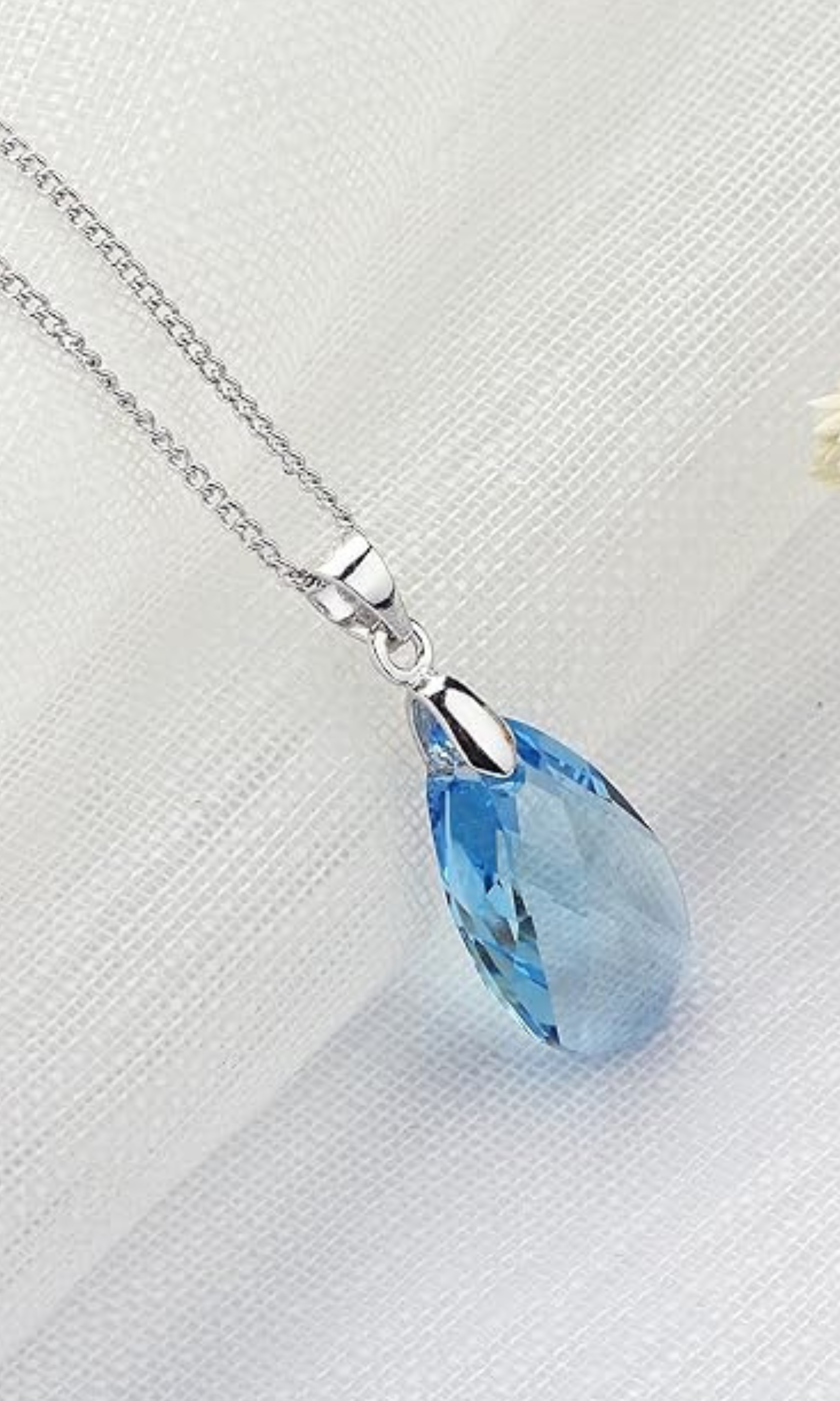 Women Silver Necklace Shape of Water - Crystal (Baby Blue)