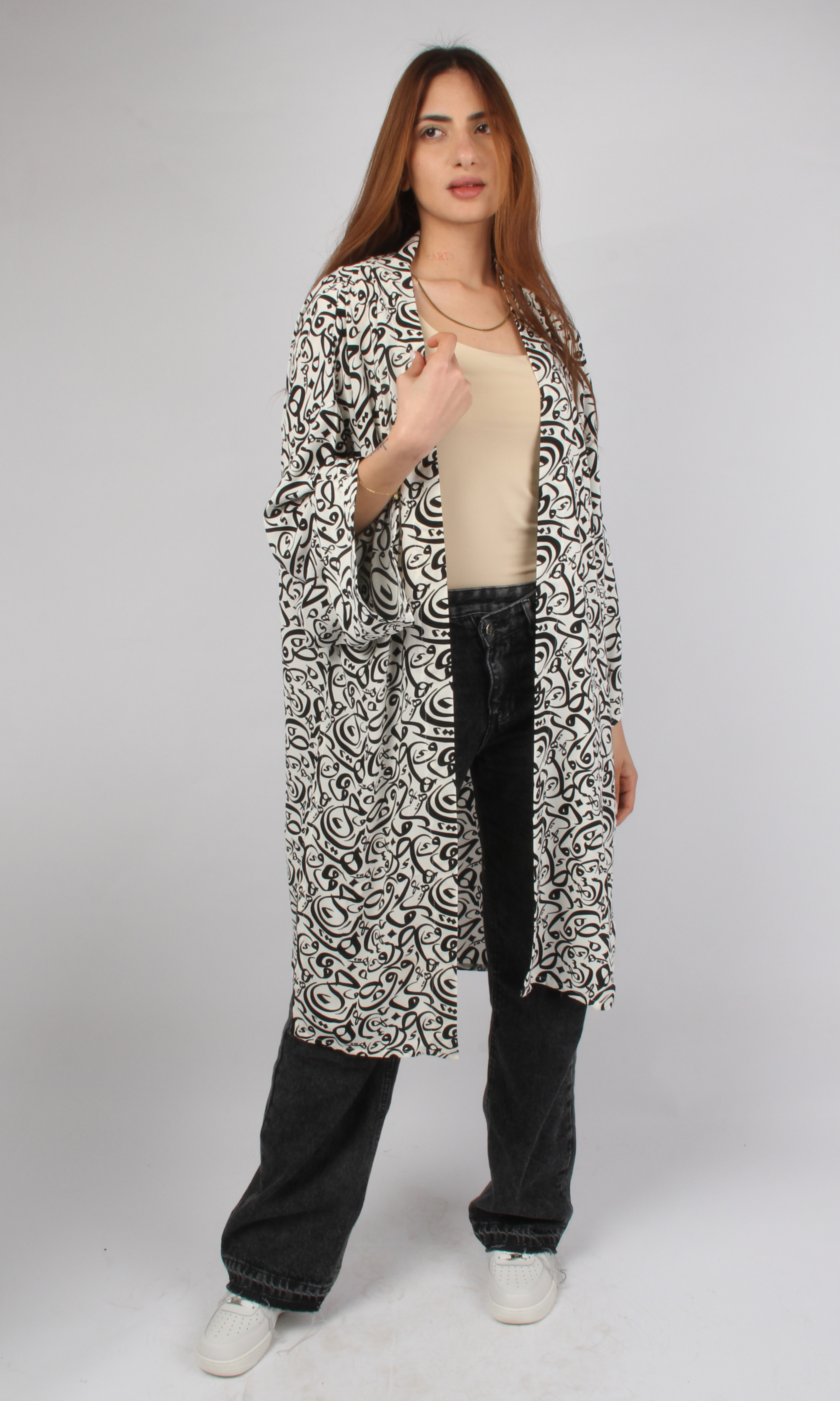 Women Short Cardigan Arabic Letter (White)