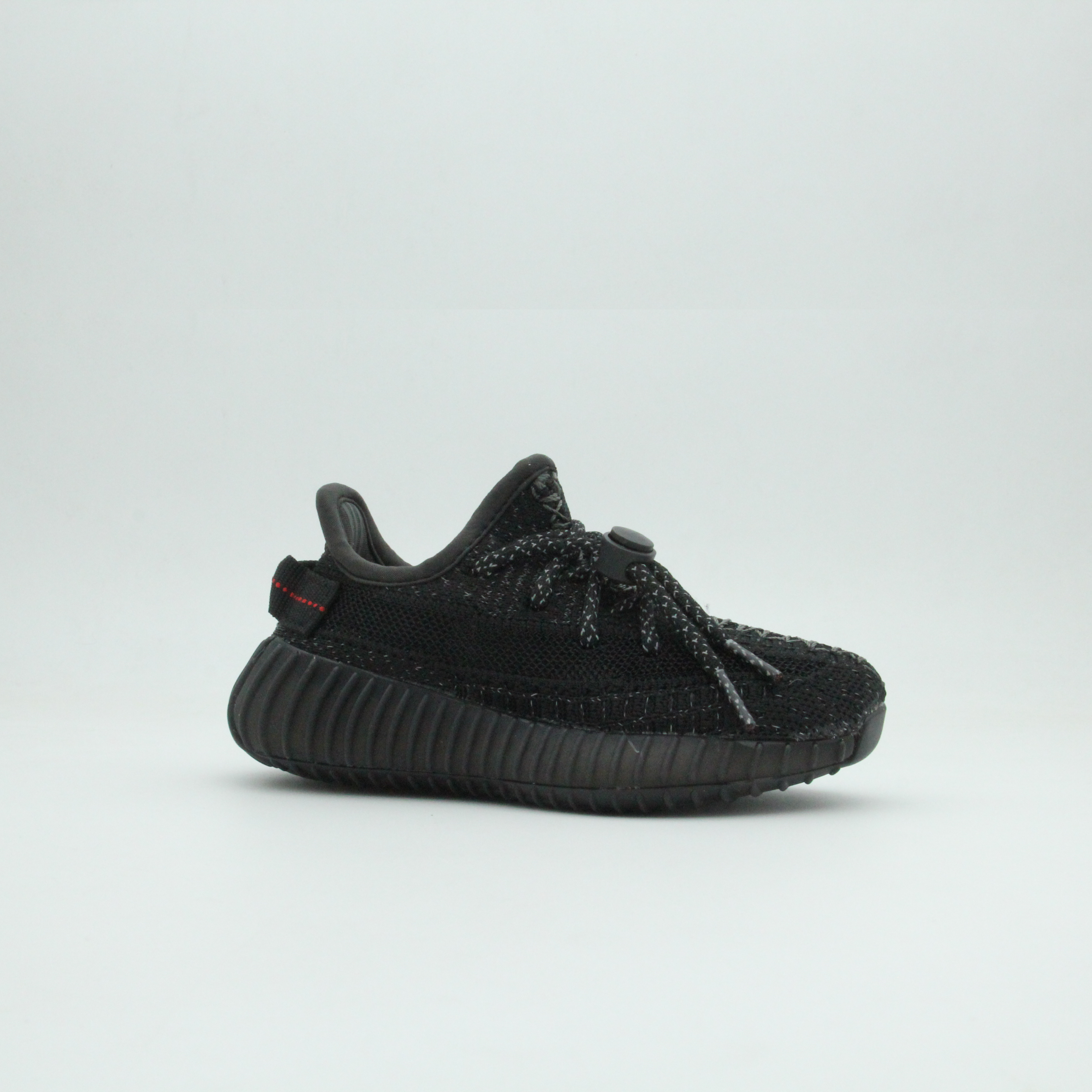Kids Yeezy Boost 350 V2 (Black)