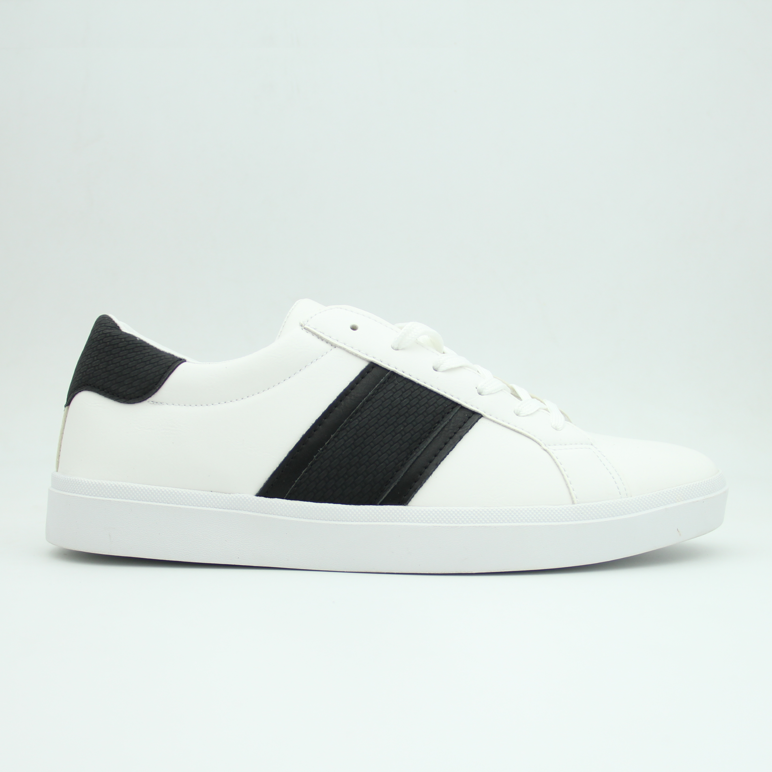 Men Flat Zara (White*Black Stripe)