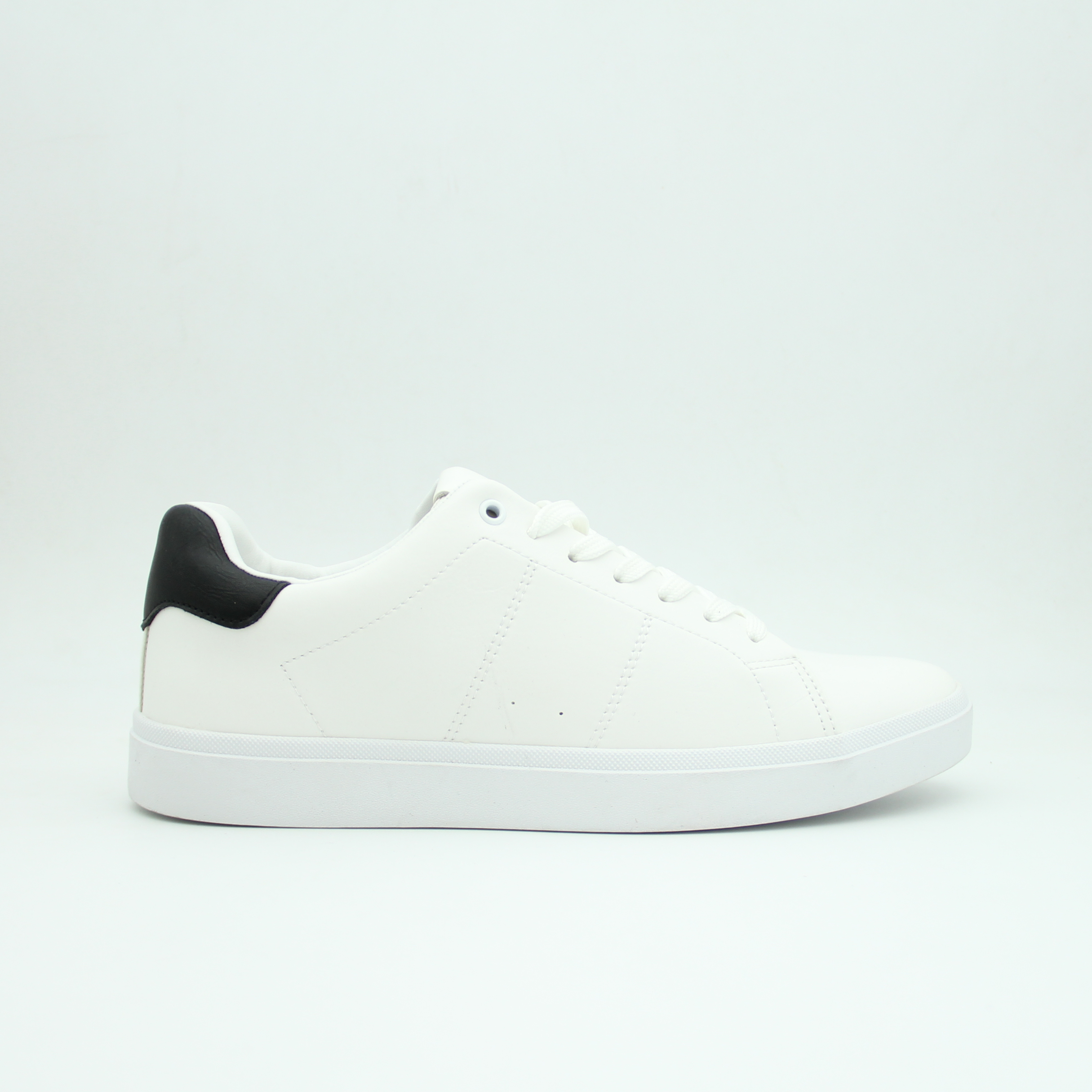 Men Flat Zara (White*Black Back)