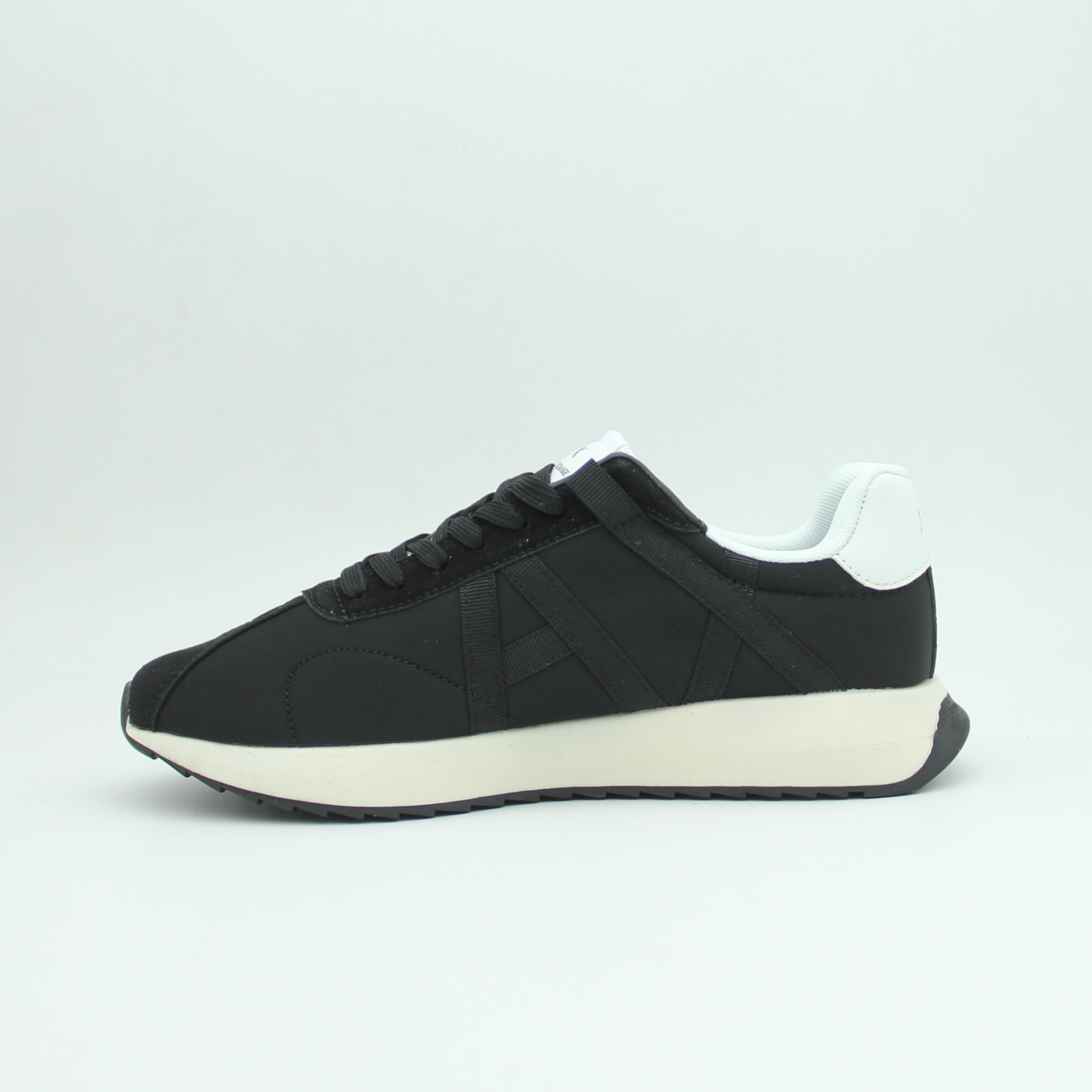 Men Armani Exchange Logo Sneaker (Black*White)