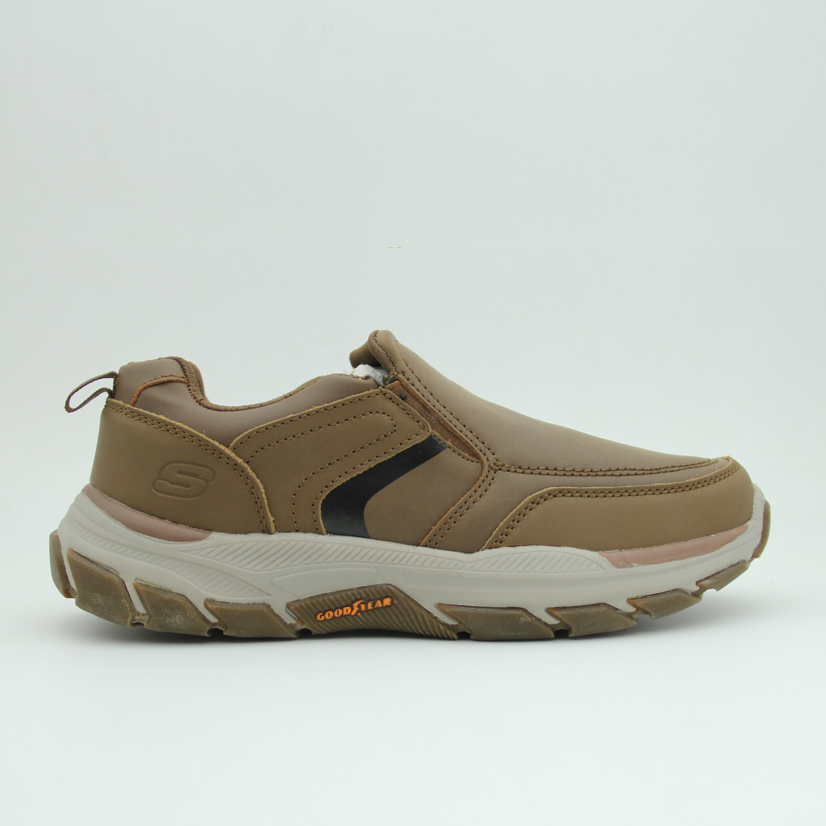 Men Skechers Goodyear Leather Slip-On (Brown)