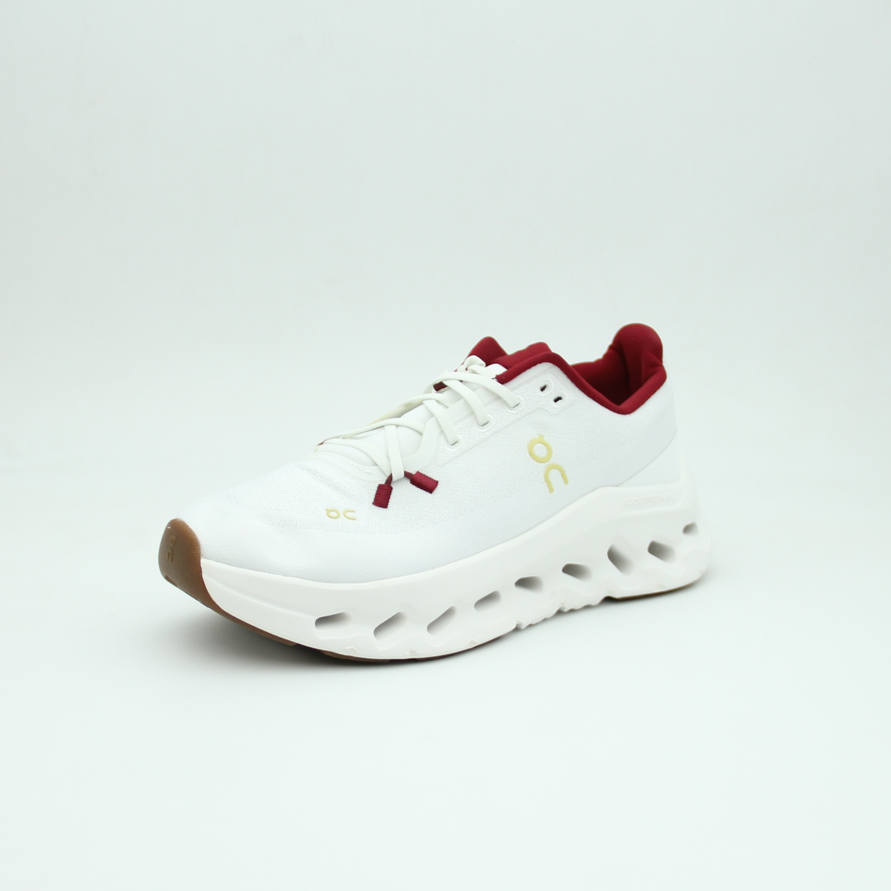 Sneakers X On Cloudtilt 2.0 running (Red Gold)