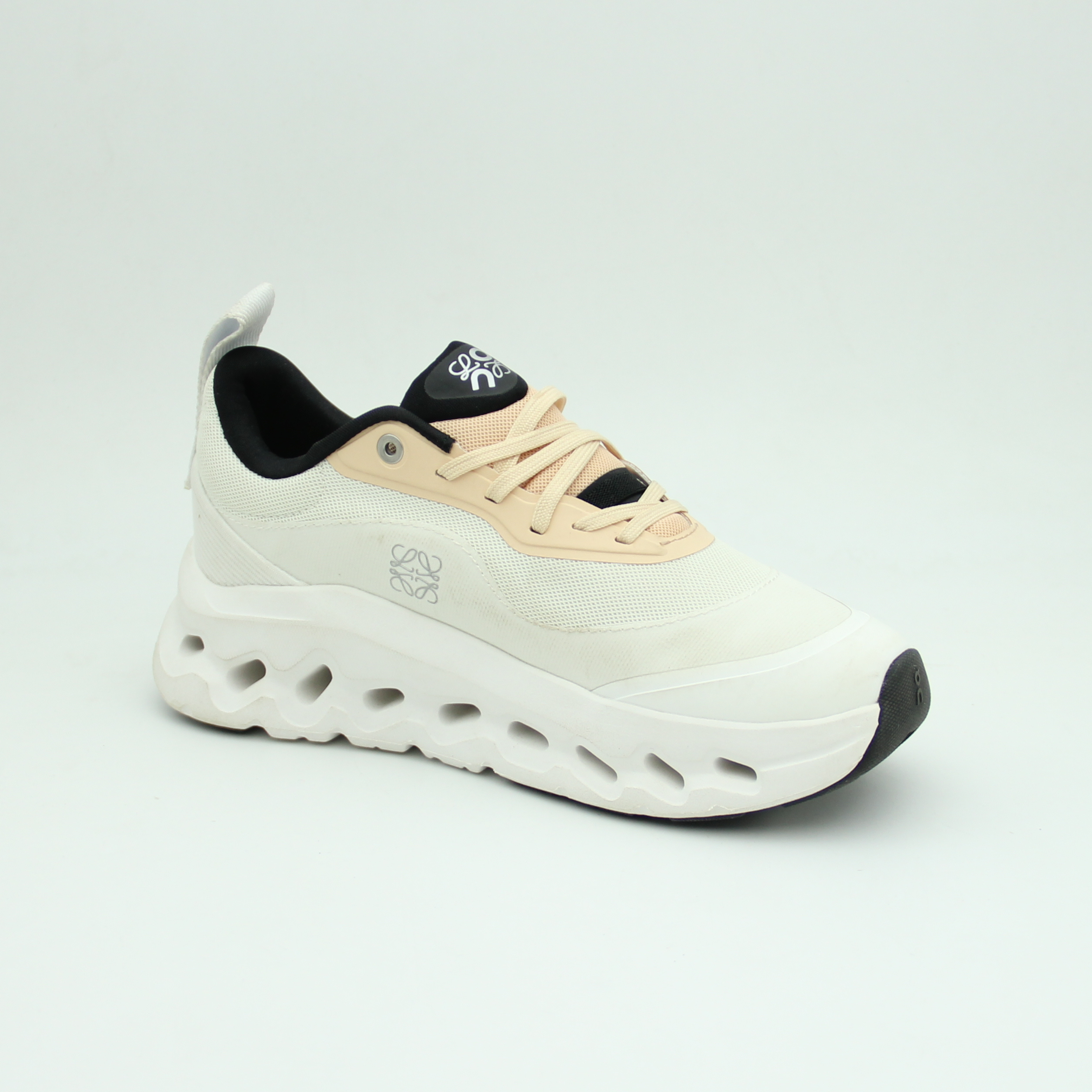 Sneakers X On Cloudtilt 2.0 running shoes(White*Dark Beige)