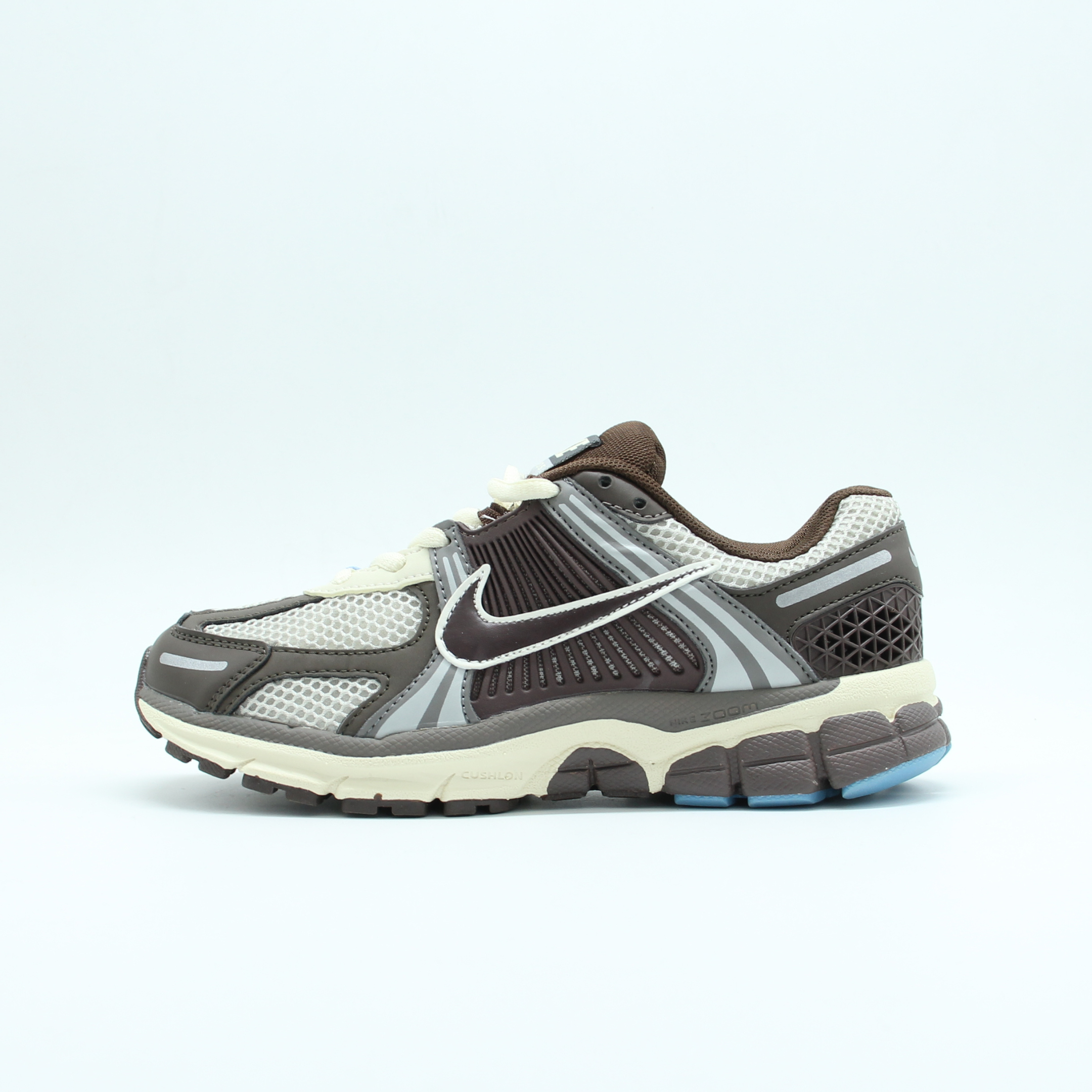 Sneakers Vomero 5 Earth Fossil (Brown)