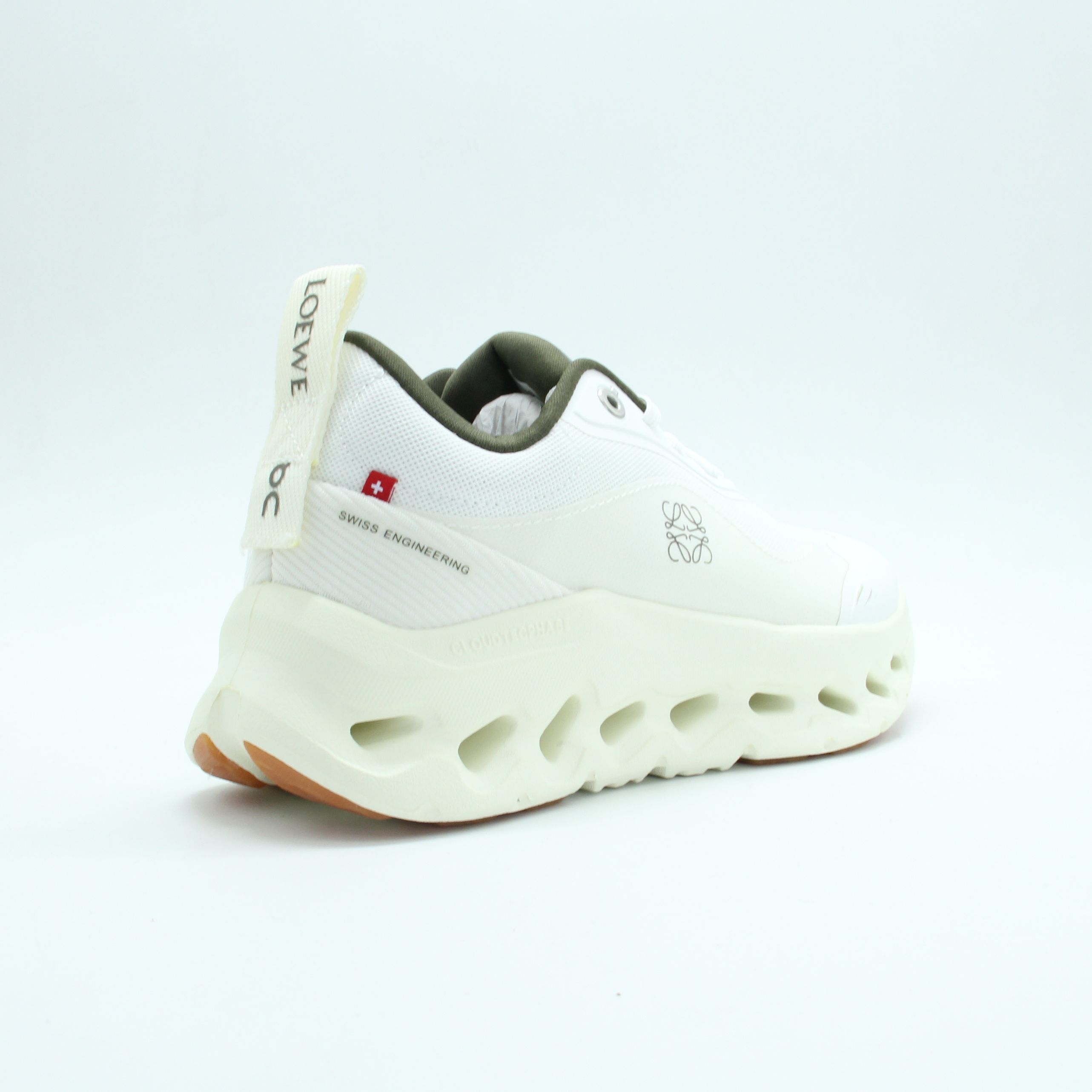 Sneakers On Cloud (White* Khaki)