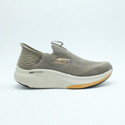 SKECHERS Slip-ins Max Cushion (Café)