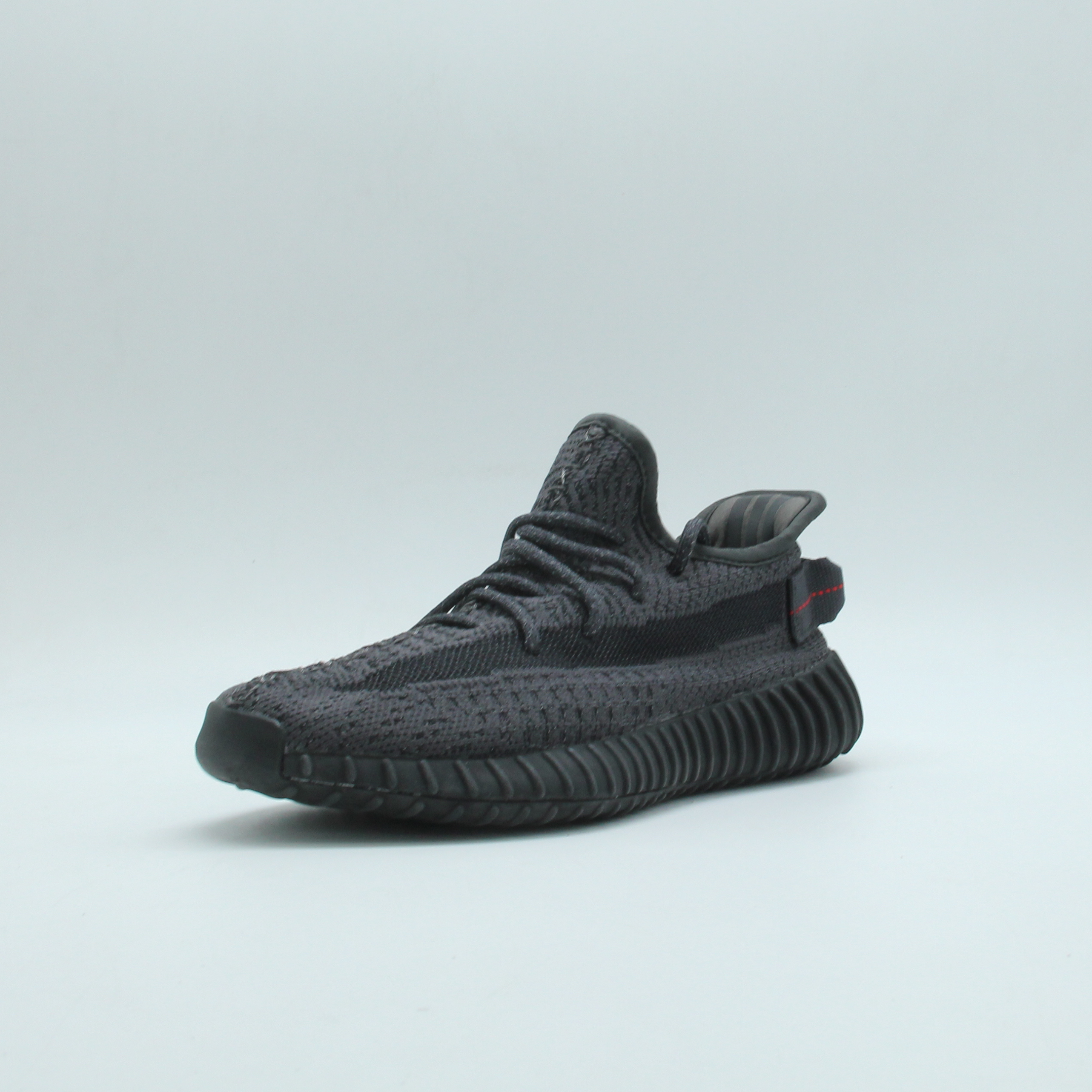Women Yeezy Boost 350 V2 (Black)
