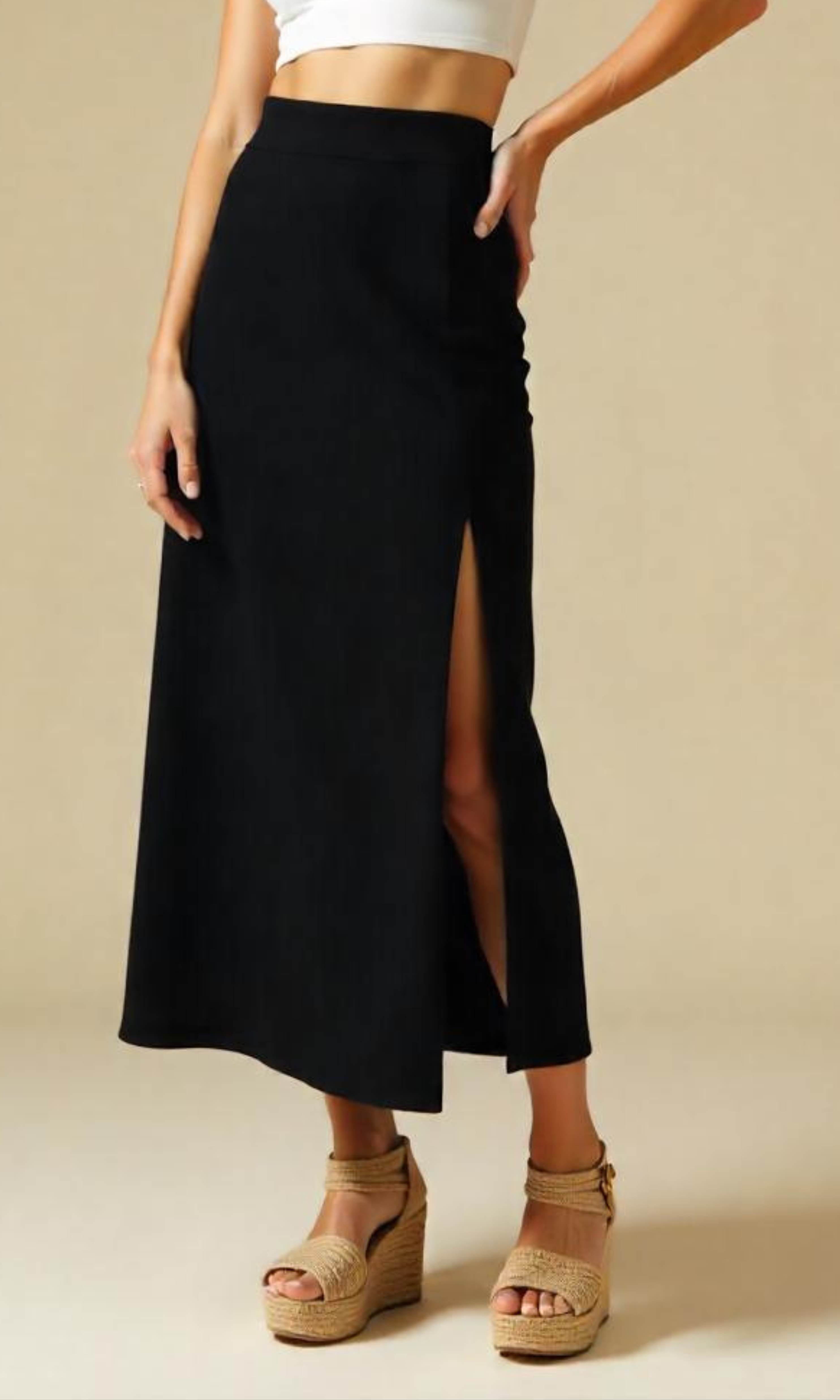 Women  Elastic Waist Skirt (Black)