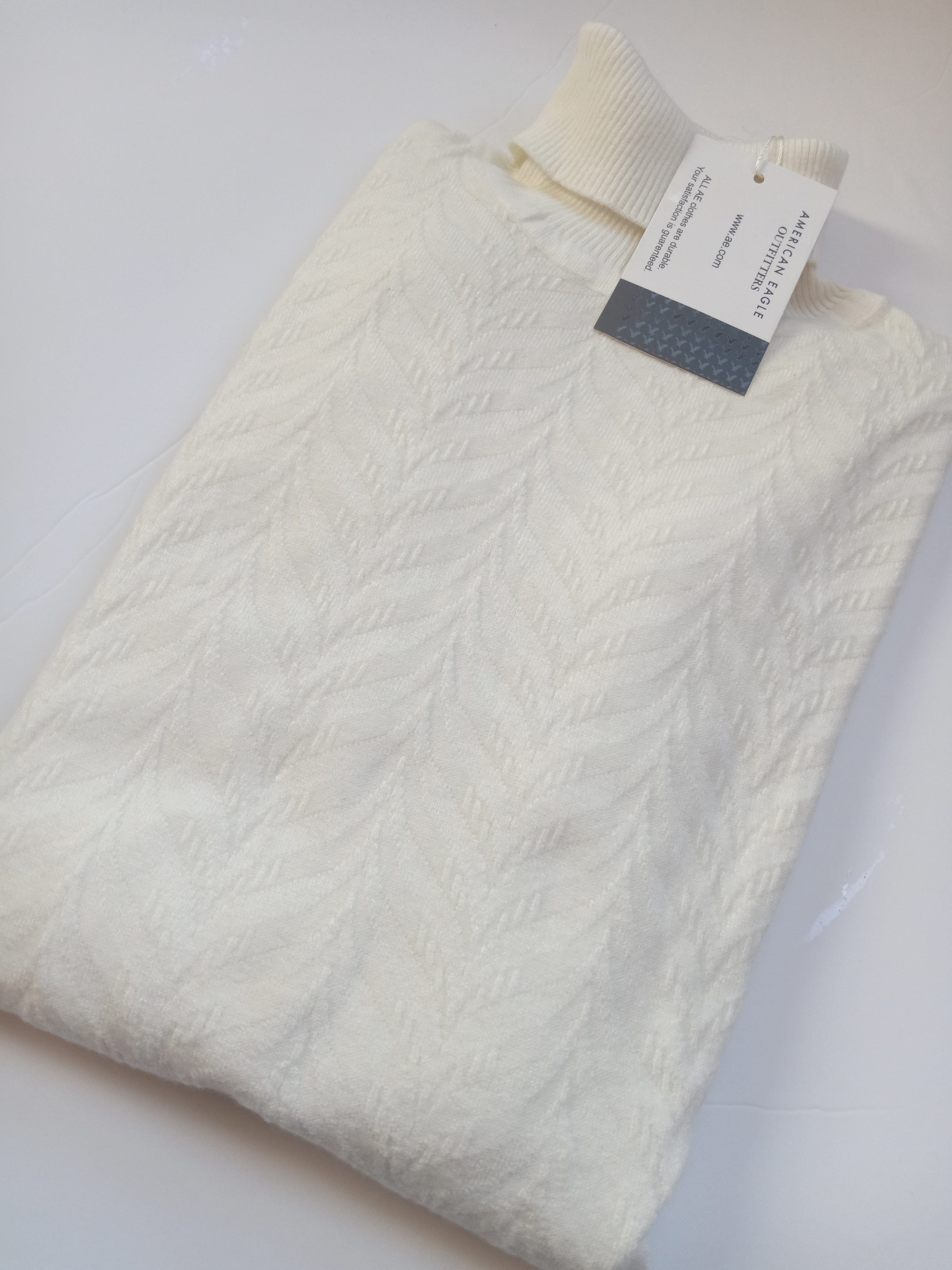 ElOutlet Men Pullover [Slim Fit] Men High Collar (Turtleneck) Pullover AE (wavy shapes) - White