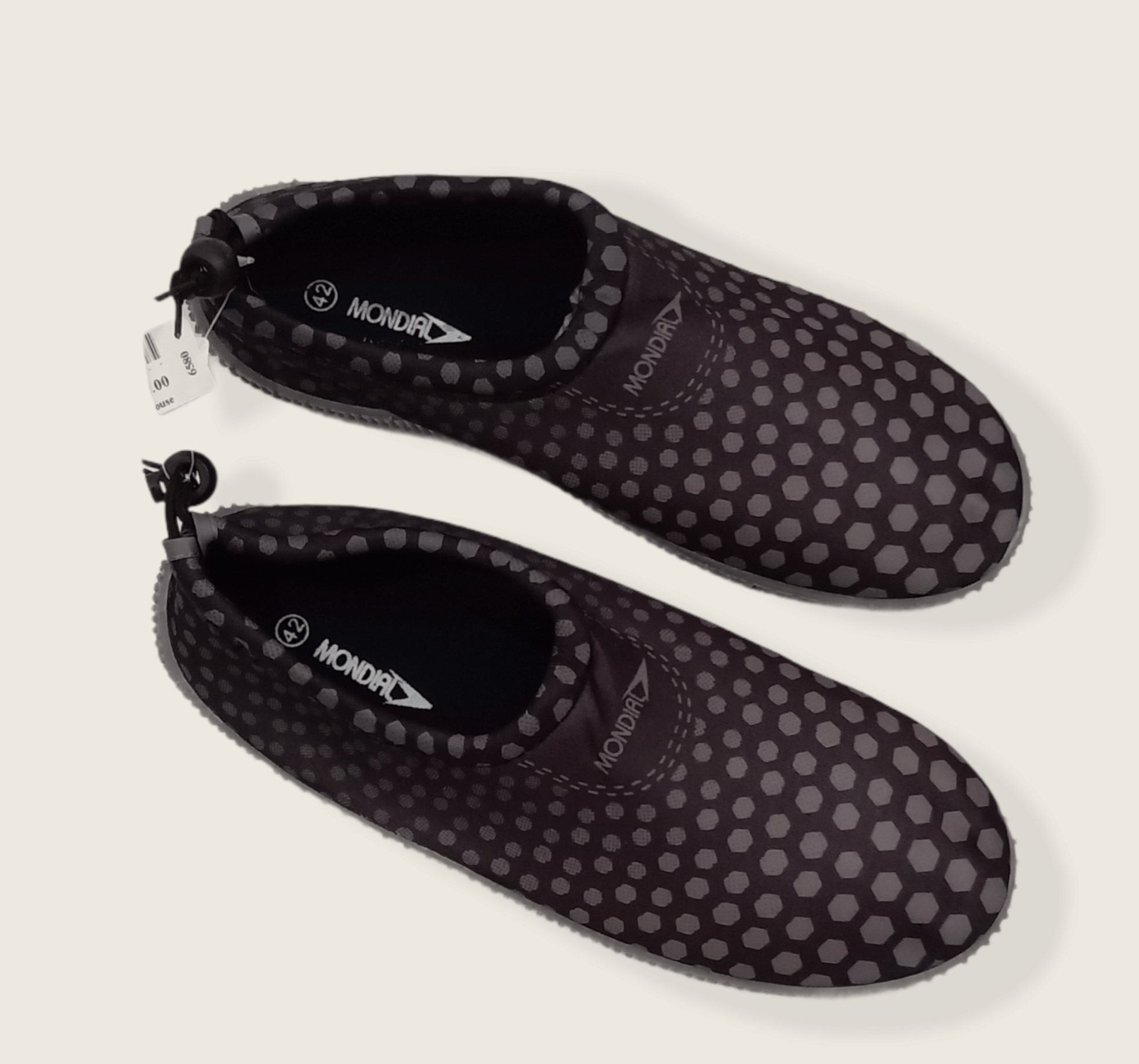 ElOutlet Sea Shoes Black dots Sea Shoes