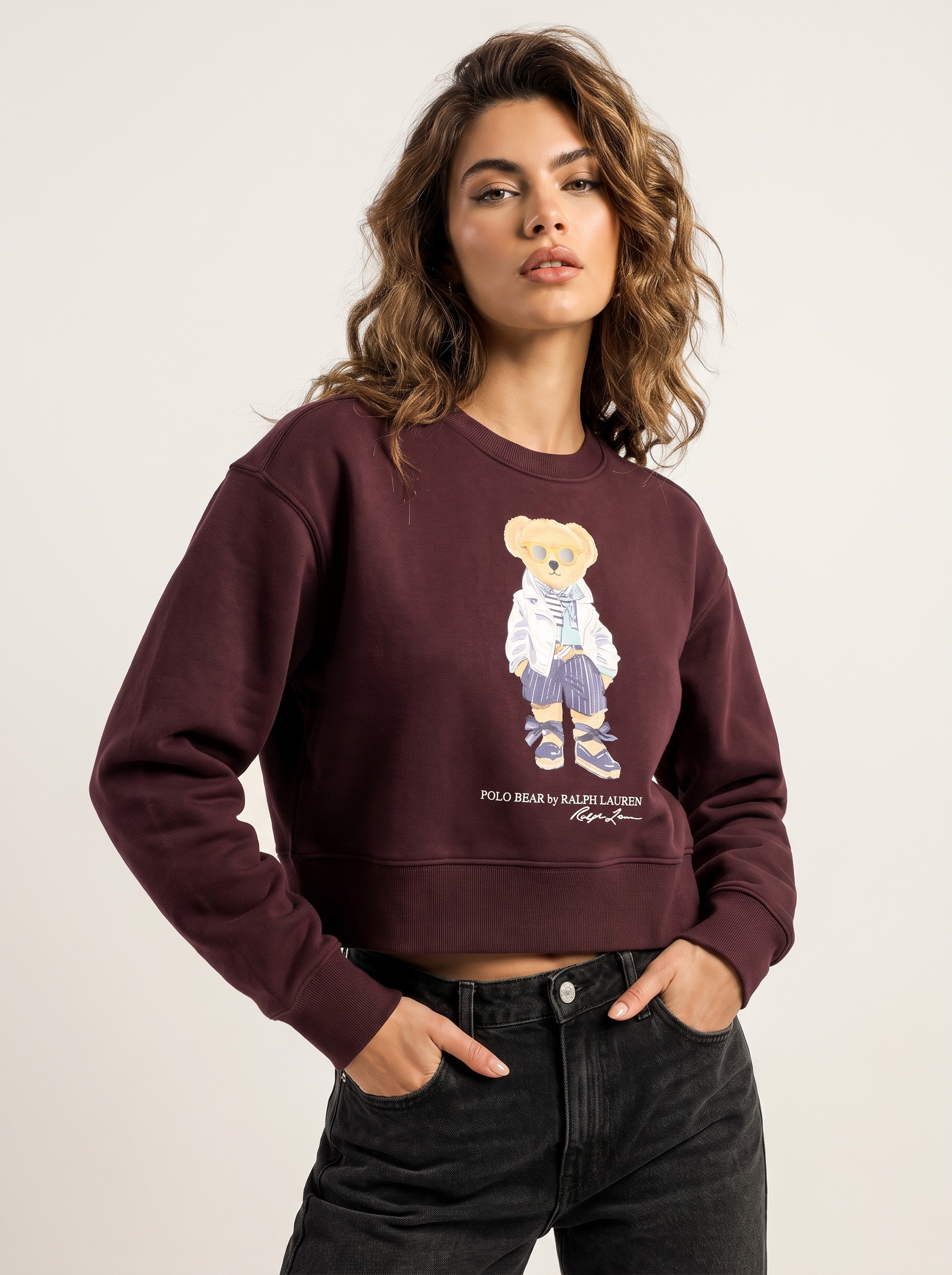 Women's cropped crew neck sweatshirt, product photo