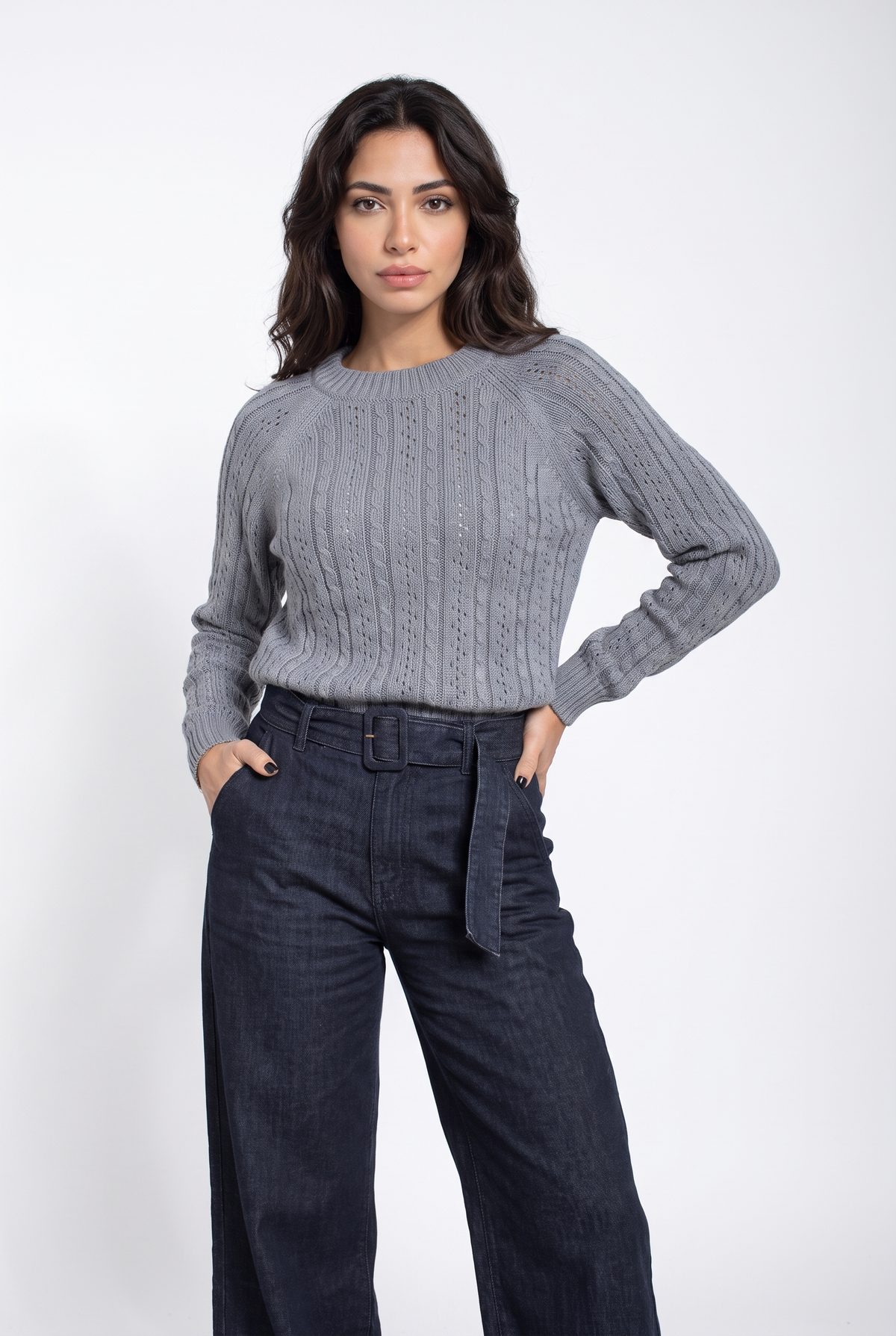 Women Round Neck Sweater (Grey)