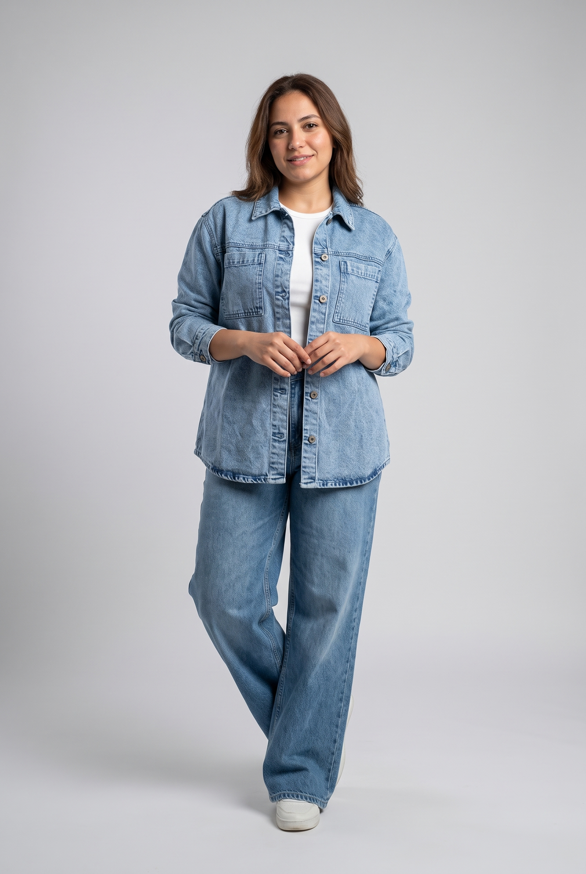 Women's Oversized Denim Jacket With Chest Pockets