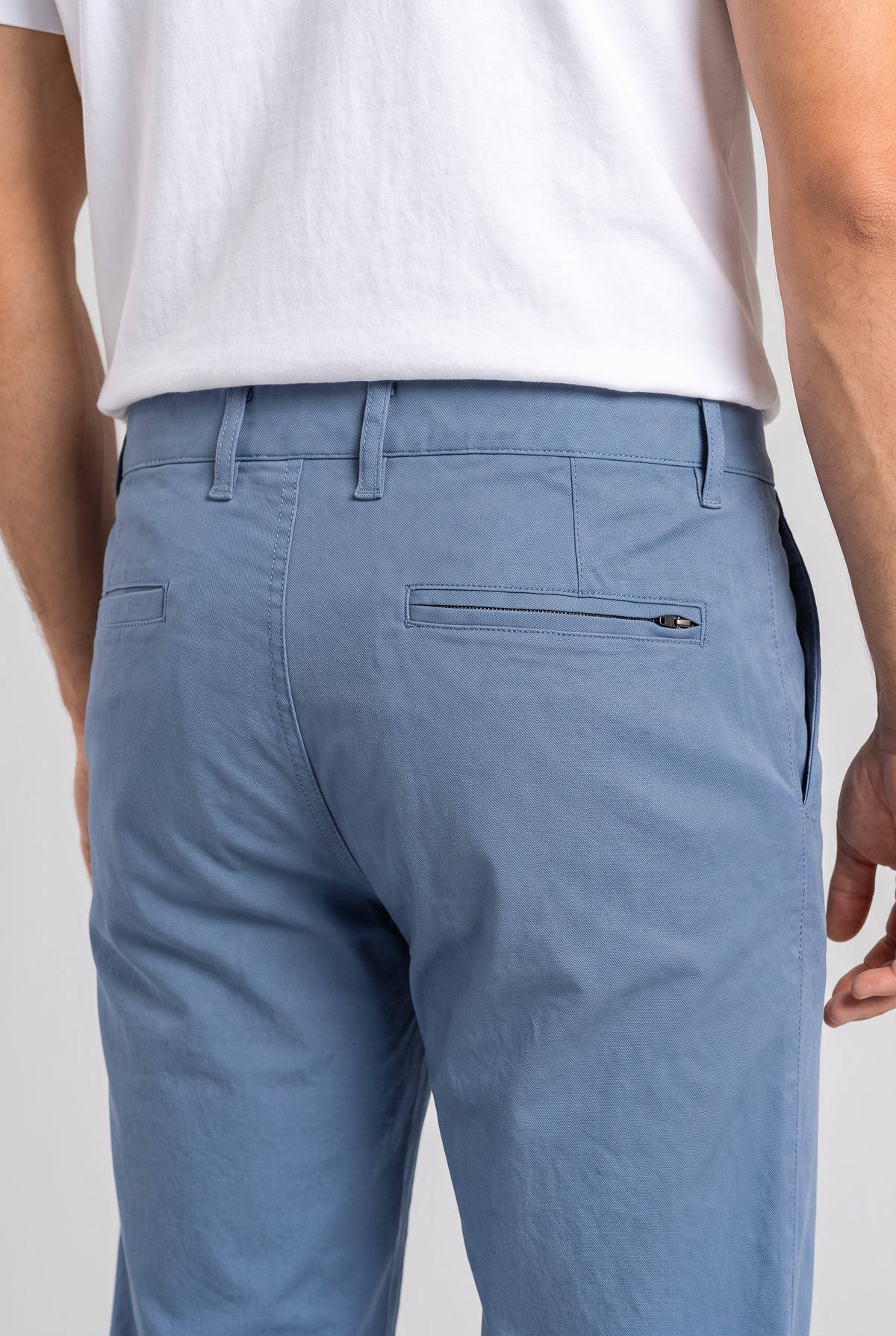 Smart-Casual Chino Pants