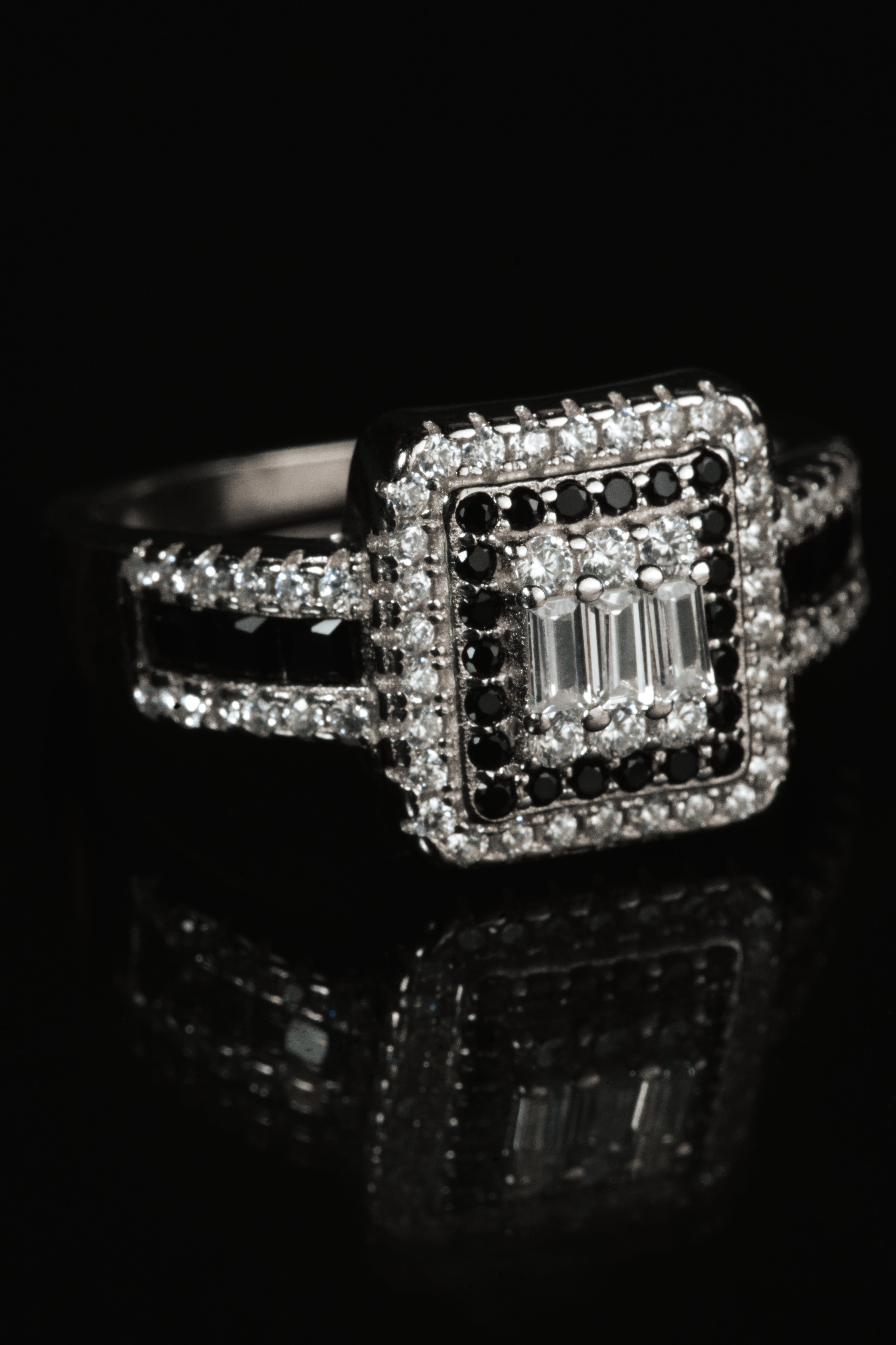 Lina Female Necklaces 8 Silver 925 Italian Ring Model 0165
