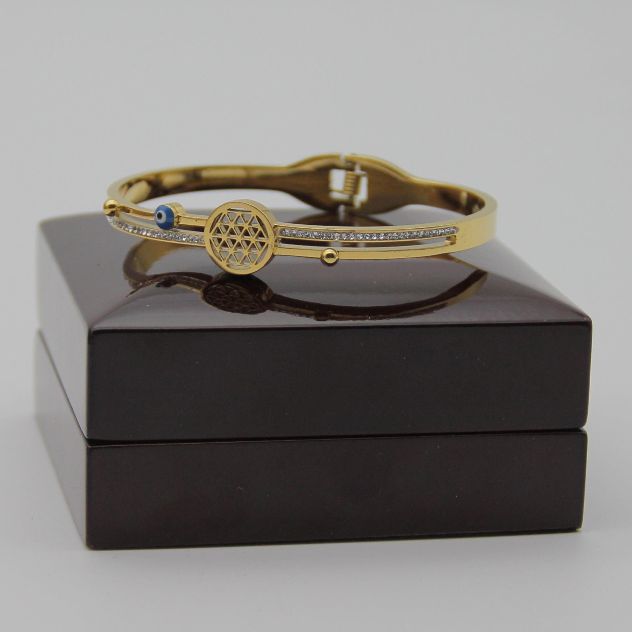 Outlet W&B Female Bracelets Golden Bracelet With Crosses & Blue Circle